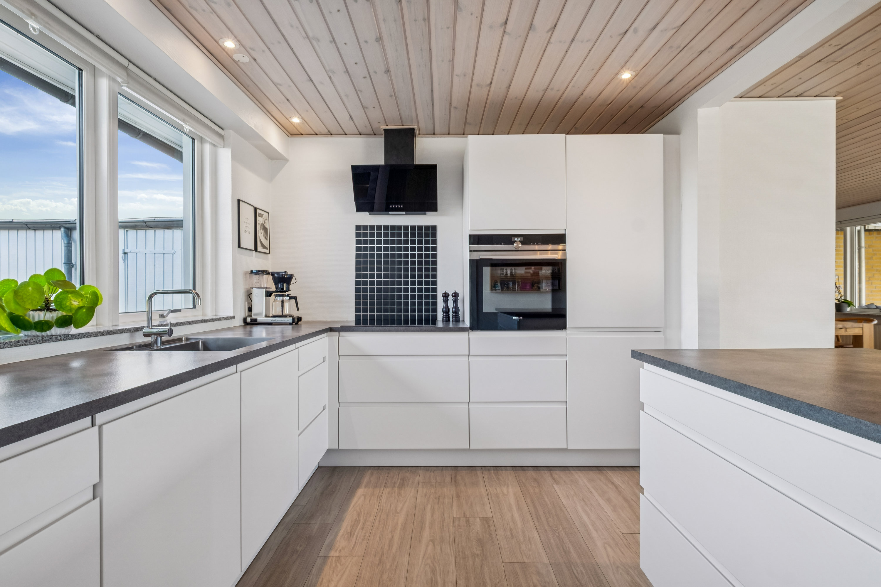 Fremhævet køkken billede i fuldskærmstilstand. Billede af Apollovej 125, Torsted, 8700 Horsens