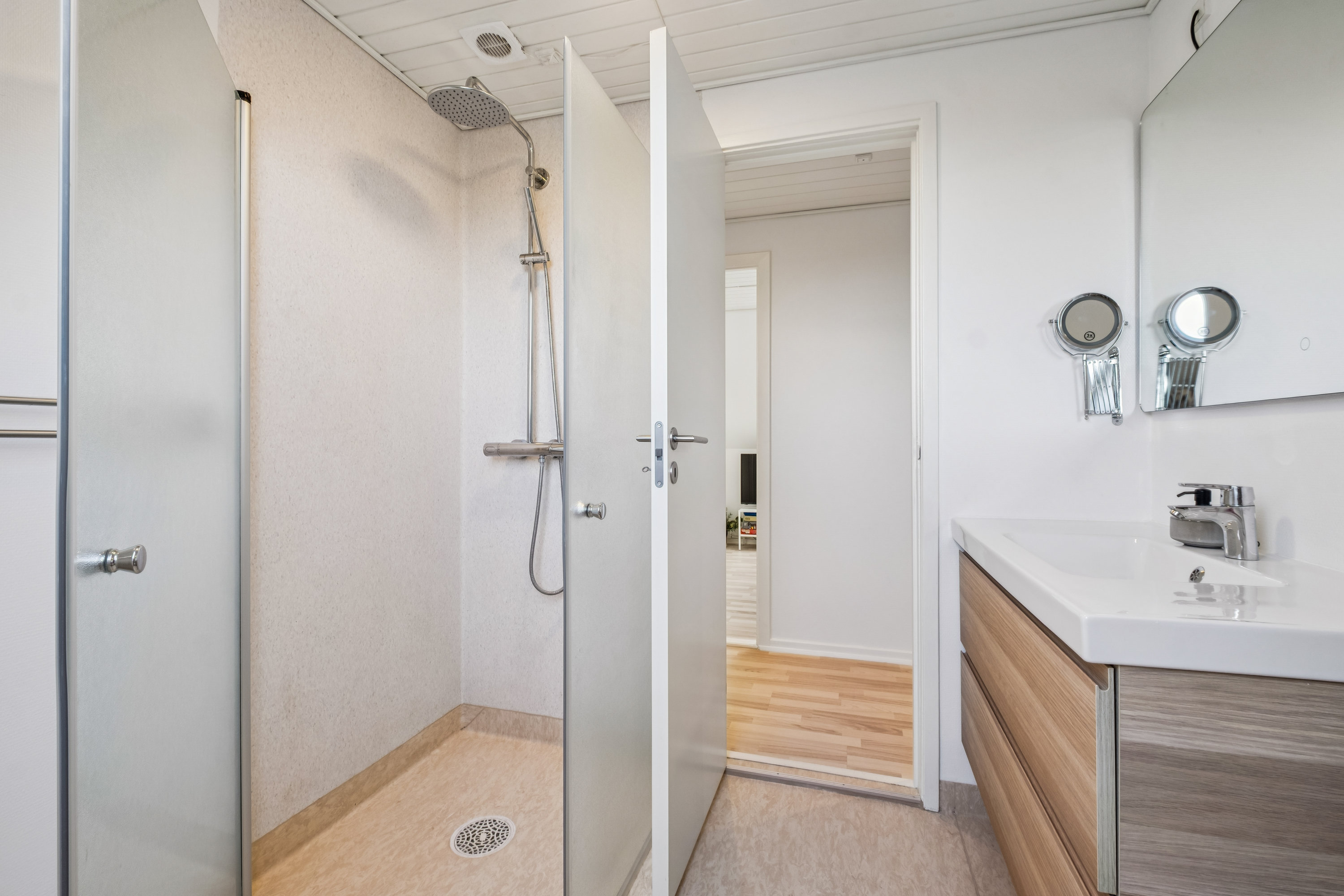 Fremhævet badeværelse billede i fuldskærmstilstand. Billede af Apollovej 125, Torsted, 8700 Horsens