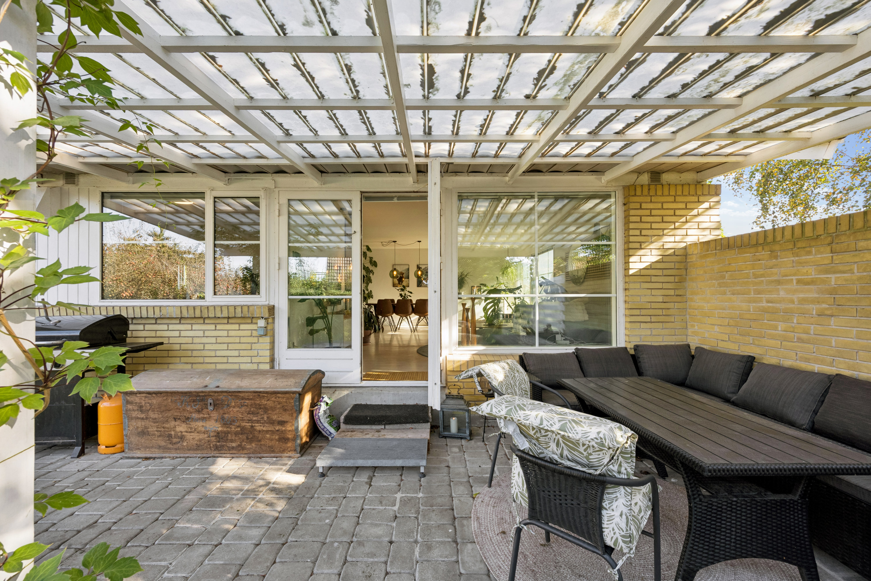 Fremhævet terrasse billede i fuldskærmstilstand. Billede af Toftevej 2, 4270 Høng