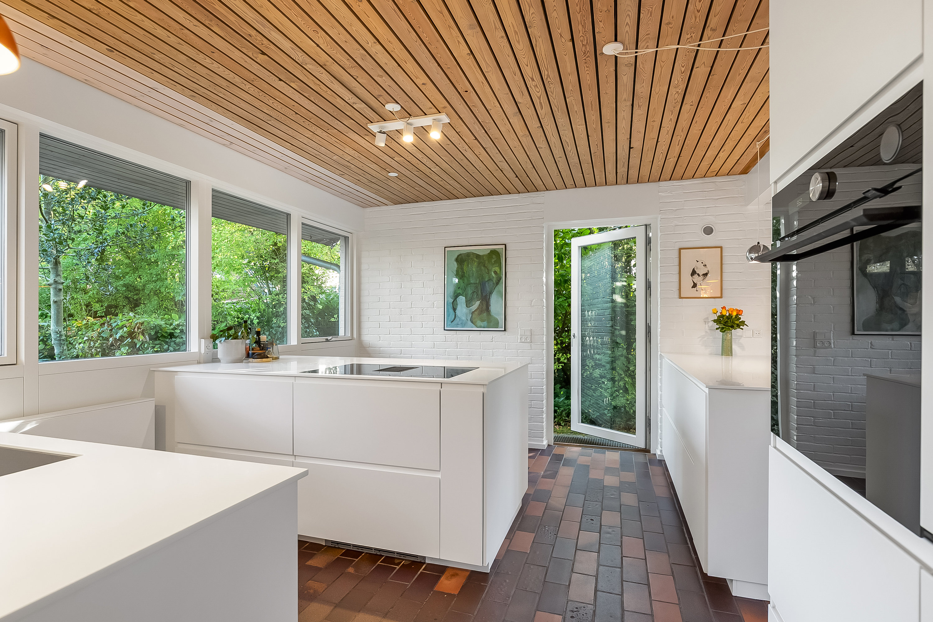 Fremhævet køkken billede i fuldskærmstilstand. Billede af Mariavej 1, 6091 Bjert