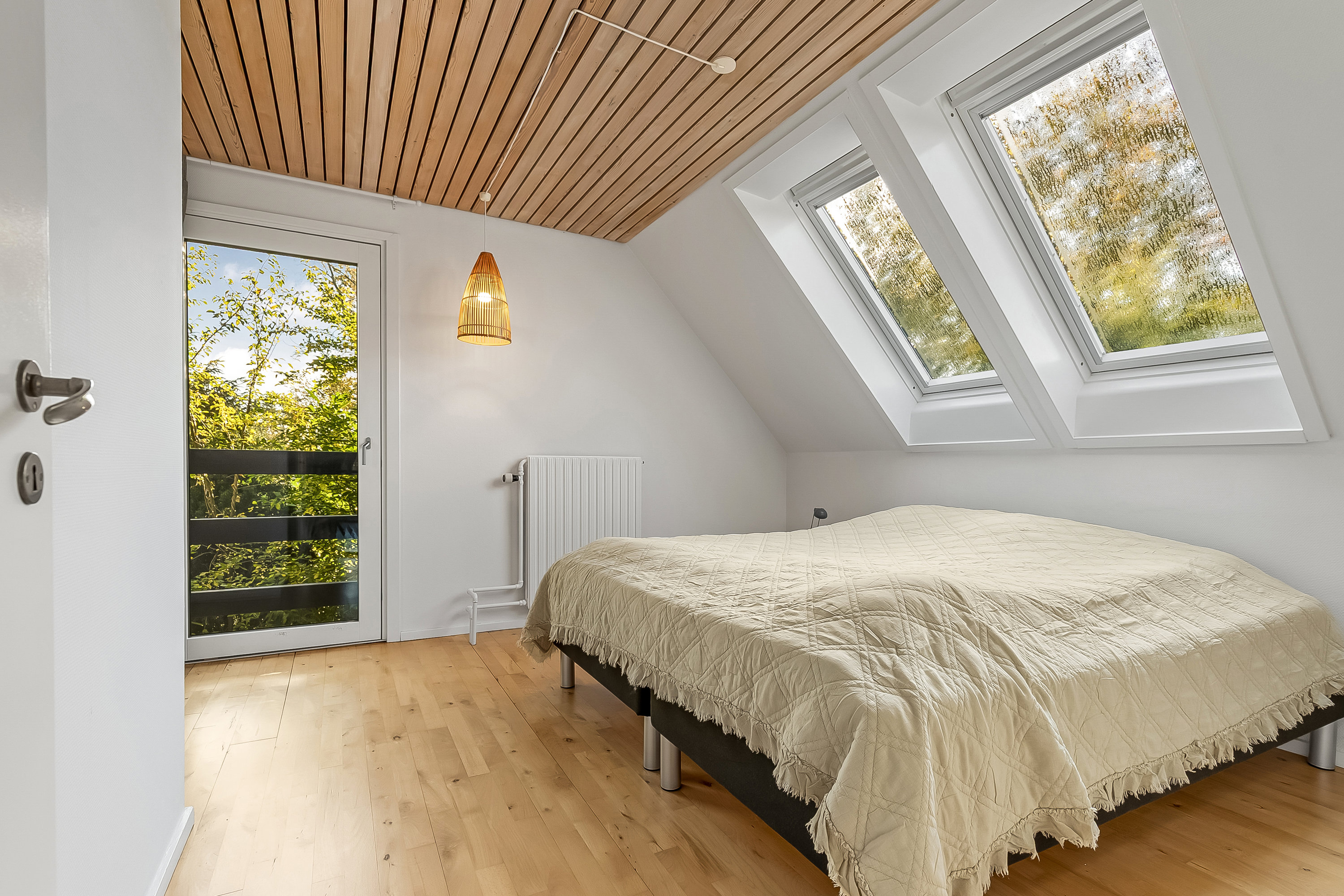 Fremhævet soveværelse billede i fuldskærmstilstand. Billede af Mariavej 1, 6091 Bjert