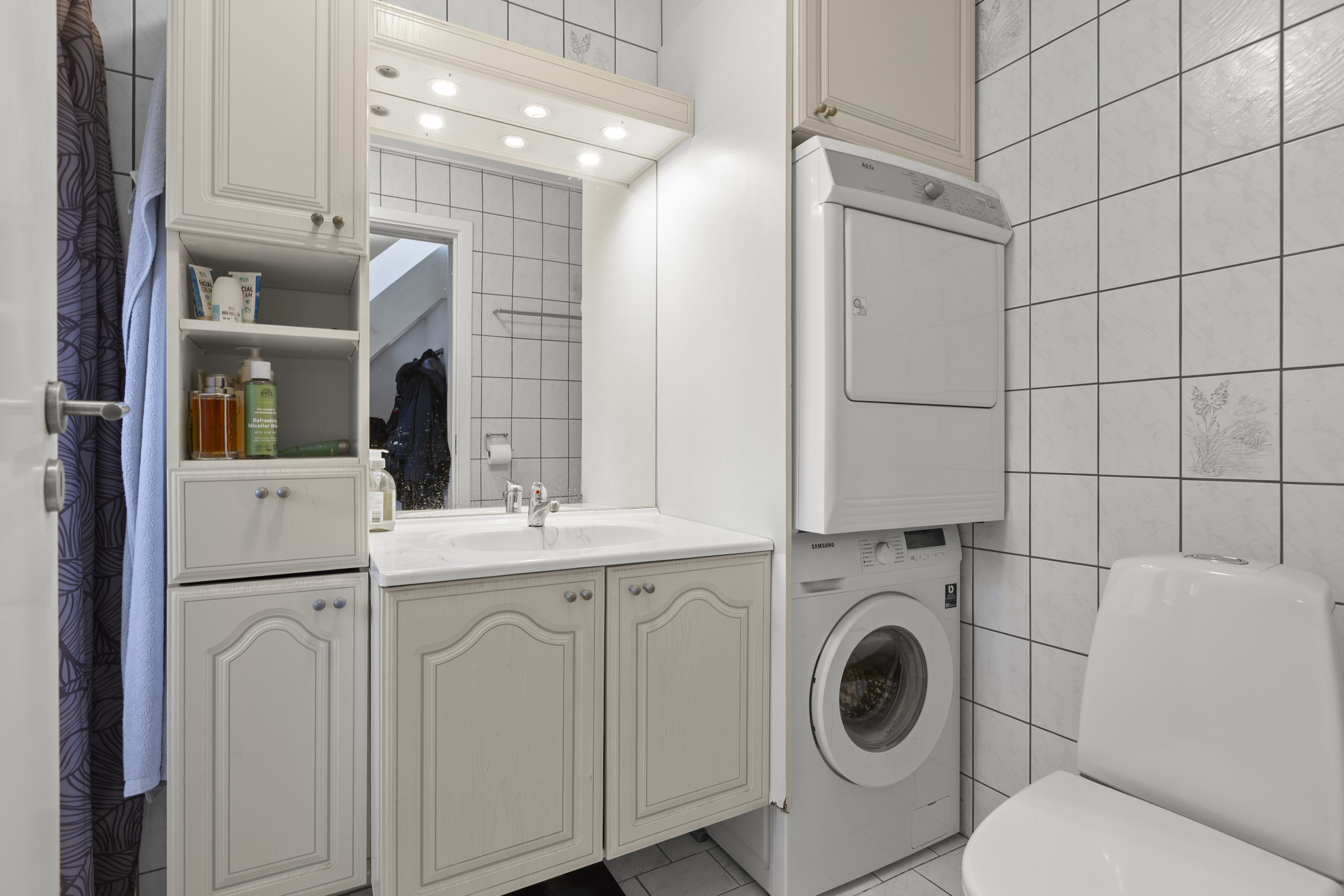 Fremhævet badeværelse billede i fuldskærmstilstand. Billede af Thorvaldsens Have 12, 4200 Slagelse