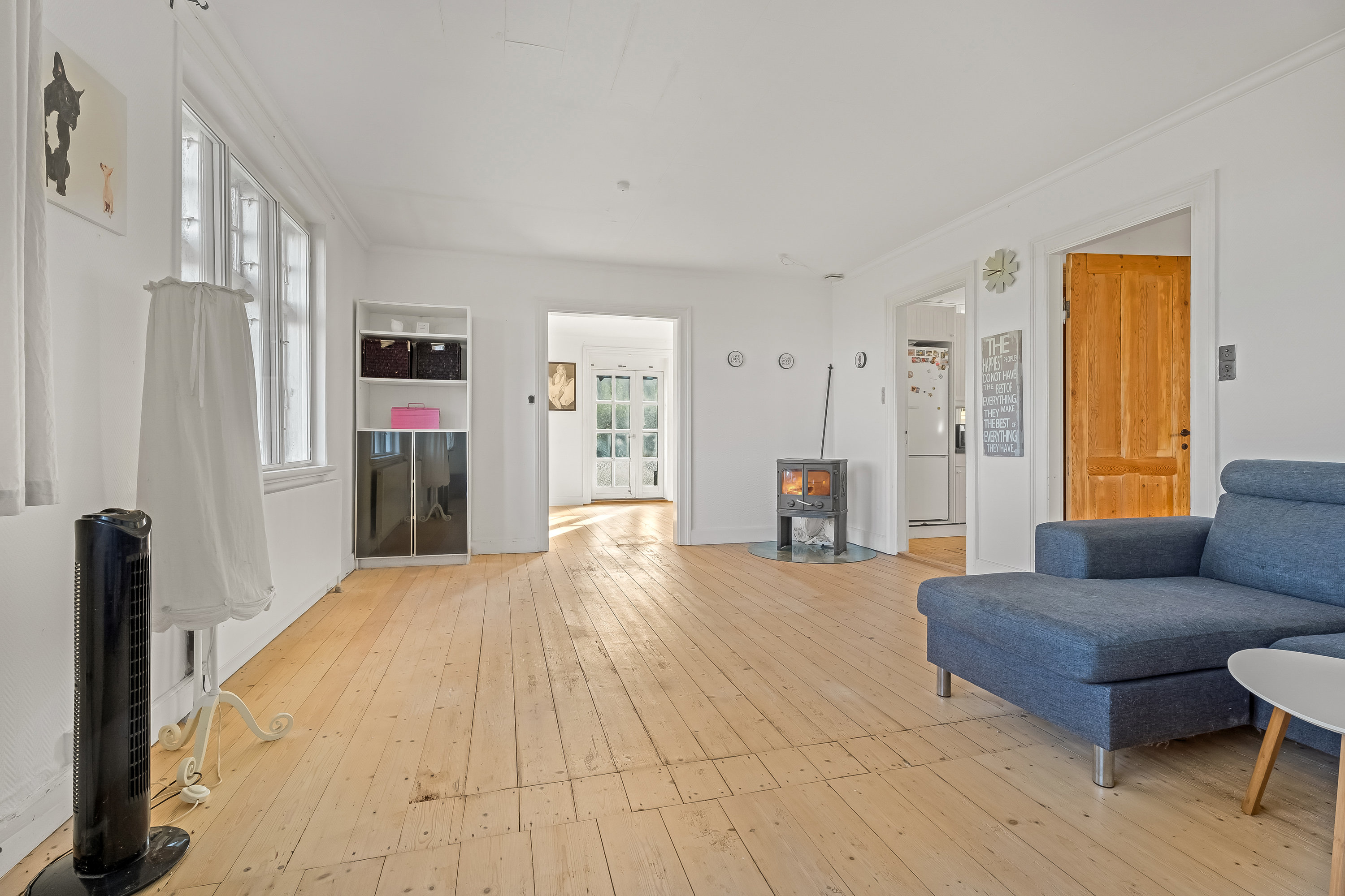 Fremhævet stue billede i fuldskærmstilstand. Billede af Lillebrændevej 62, Torkilstrup, 4850 Stubbekøbing