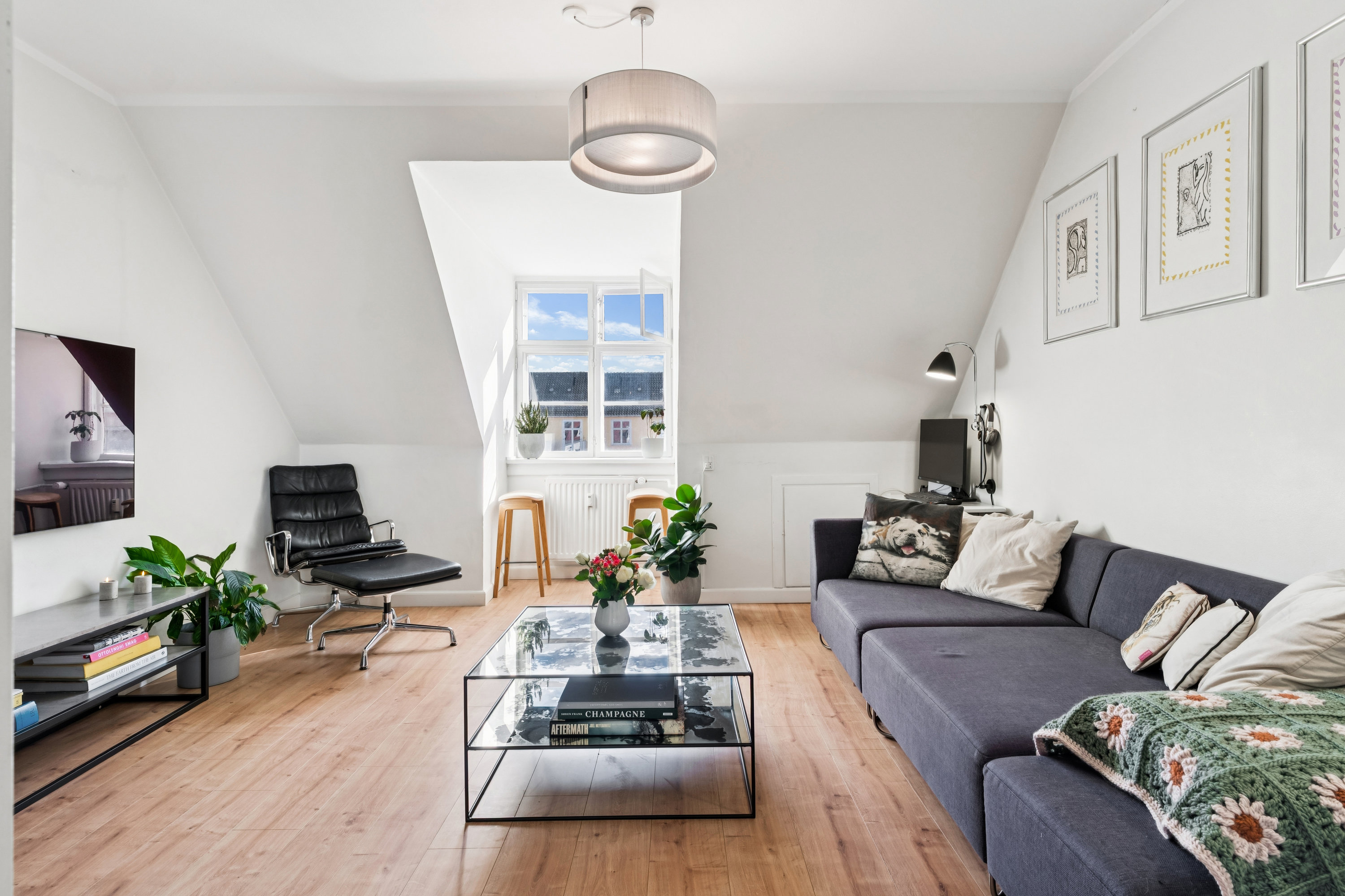 Miniaturebillede 2: stue. Billede af Overgaden Neden Vandet 39, 4. th., 1414 København K