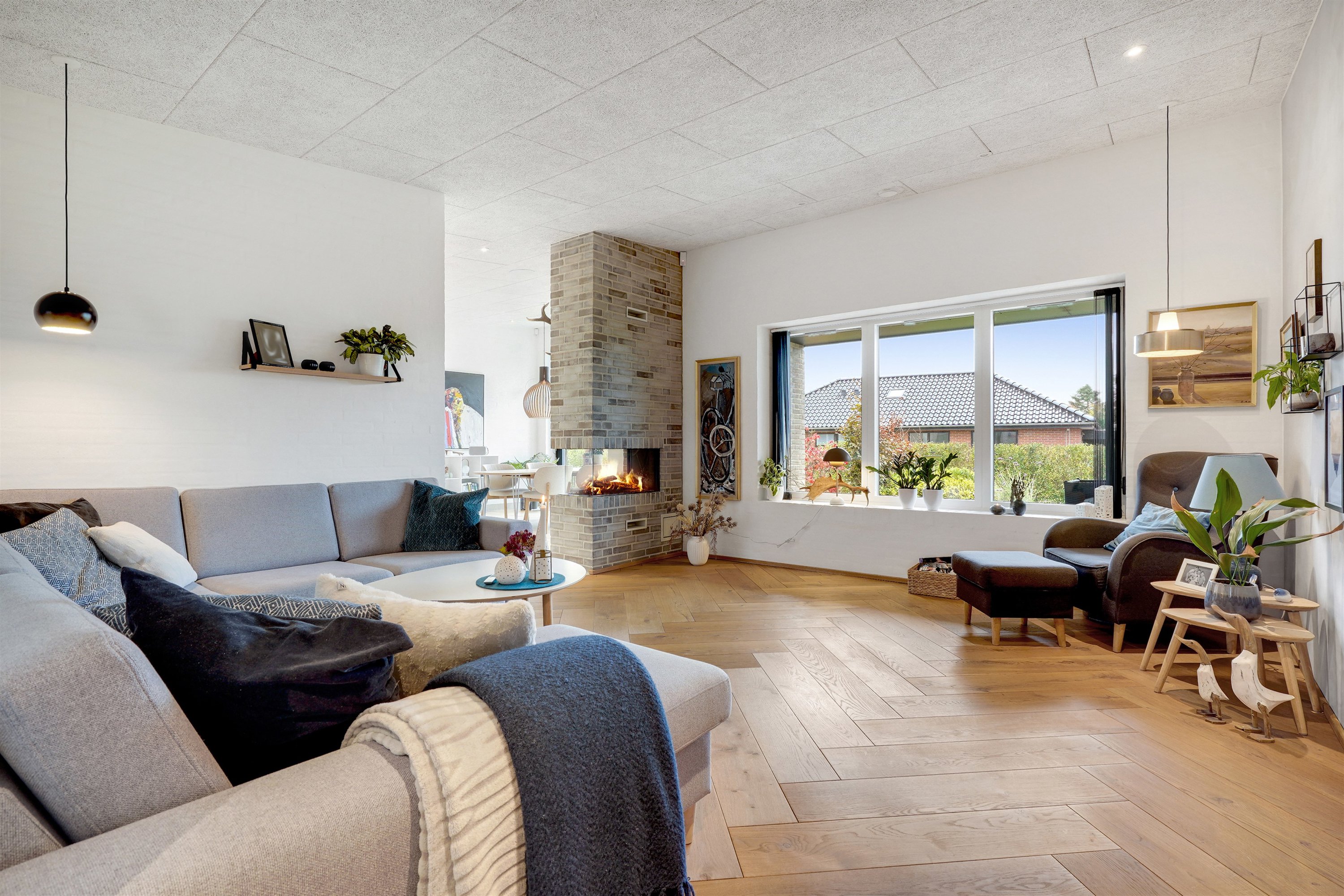 Fremhævet stue billede i fuldskærmstilstand. Billede af Hjortevej 8, 6715 Esbjerg N