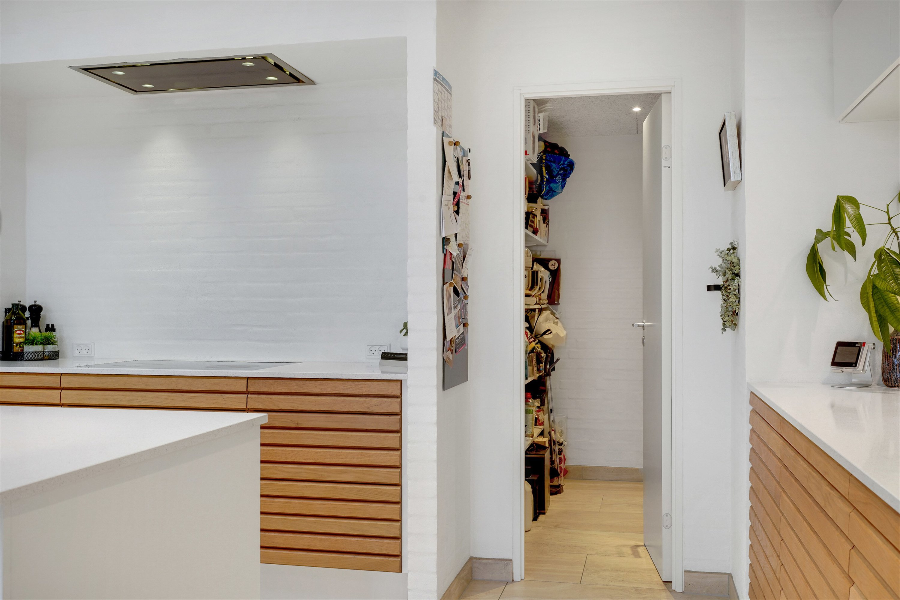 Fremhævet køkken billede i fuldskærmstilstand. Billede af Hjortevej 8, 6715 Esbjerg N