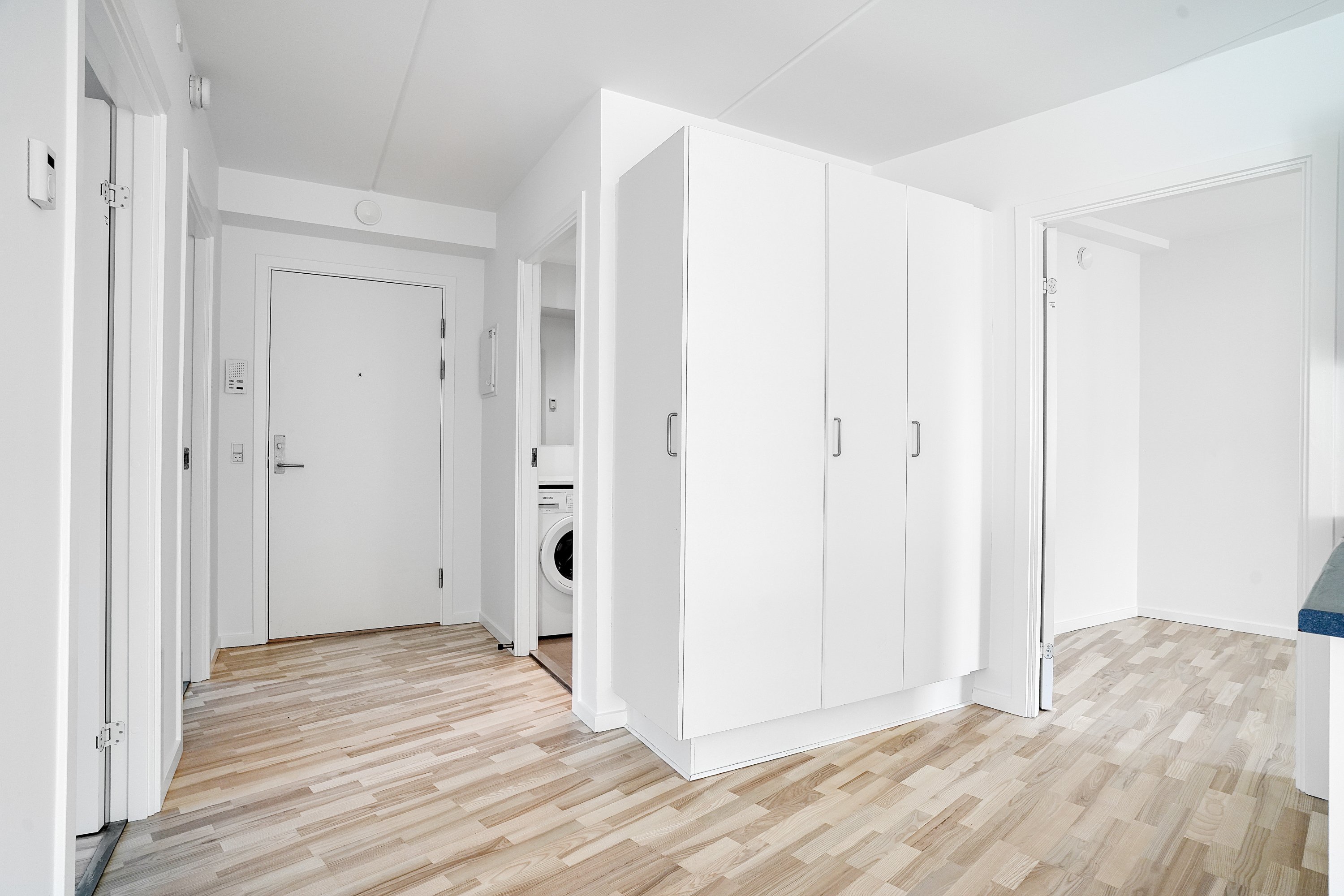 Fremhævet entré billede i fuldskærmstilstand. Billede af Clara Pontoppidans Vej 18, 1. mf., 2500 Valby