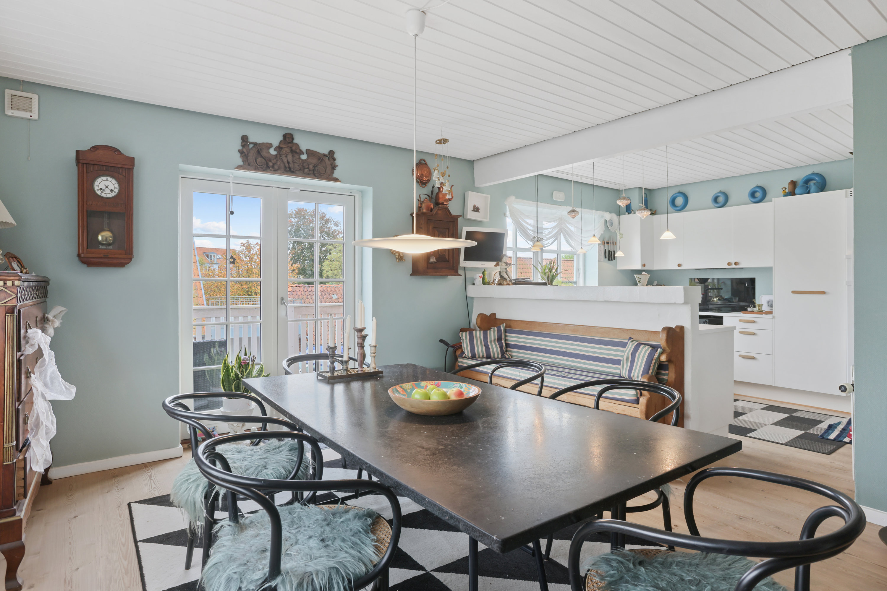 Fremhævet køkken alrum billede i fuldskærmstilstand. Billede af Enghavevej 11, 8660 Skanderborg