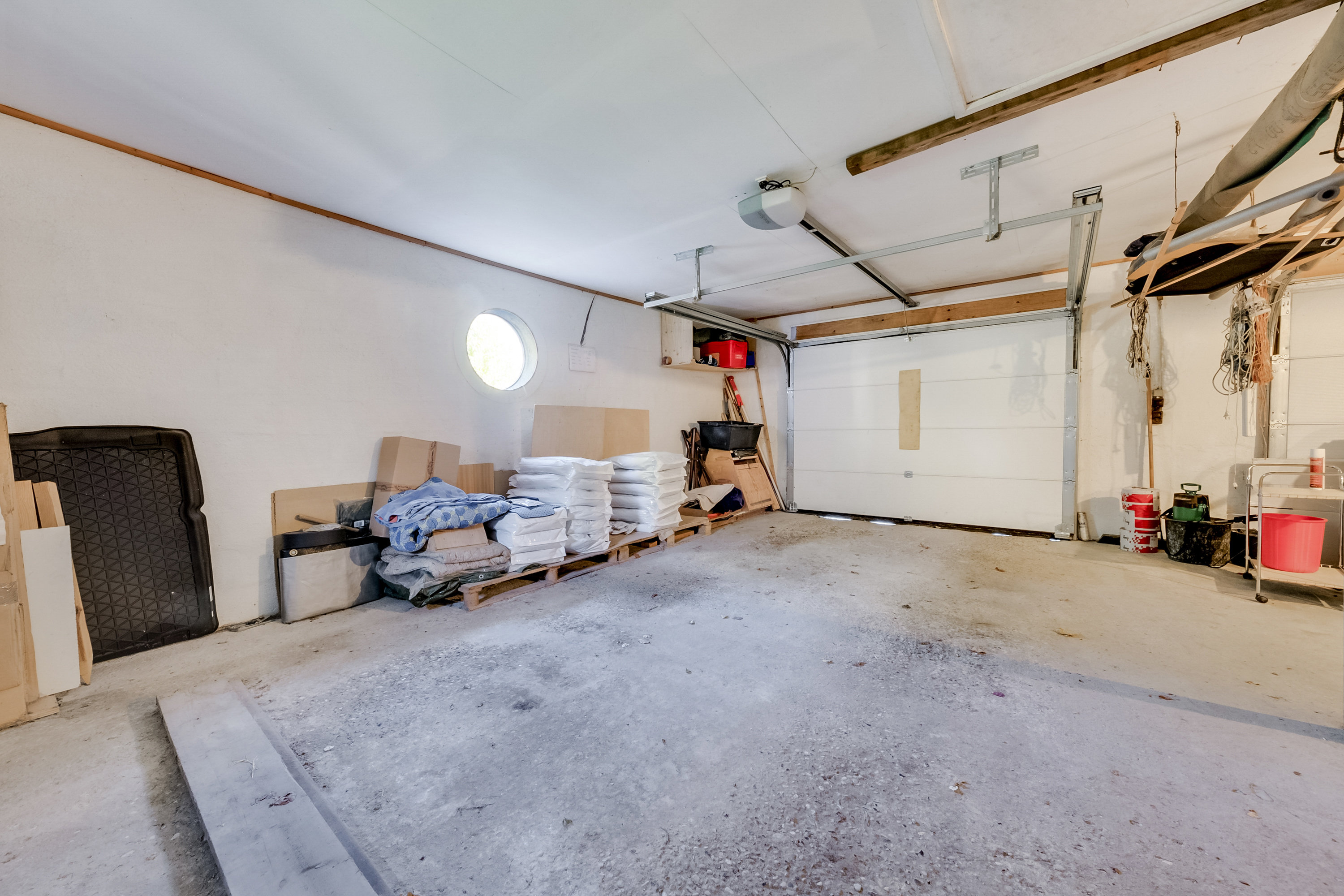 Fremhævet garage billede i fuldskærmstilstand. Billede af Pårupvej 20, Skellerup, 5540 Ullerslev