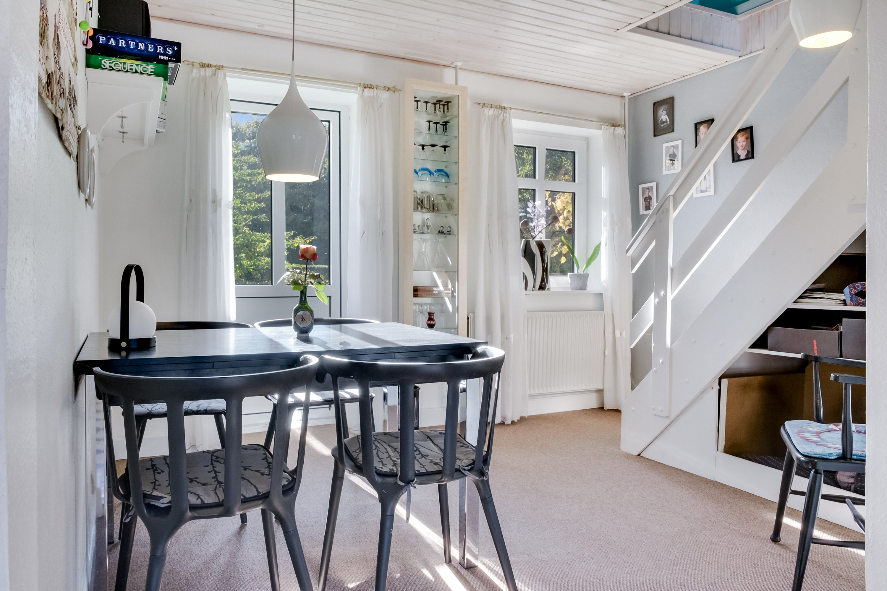 Fremhævet stue billede i fuldskærmstilstand. Billede af Pårupvej 20, Skellerup, 5540 Ullerslev