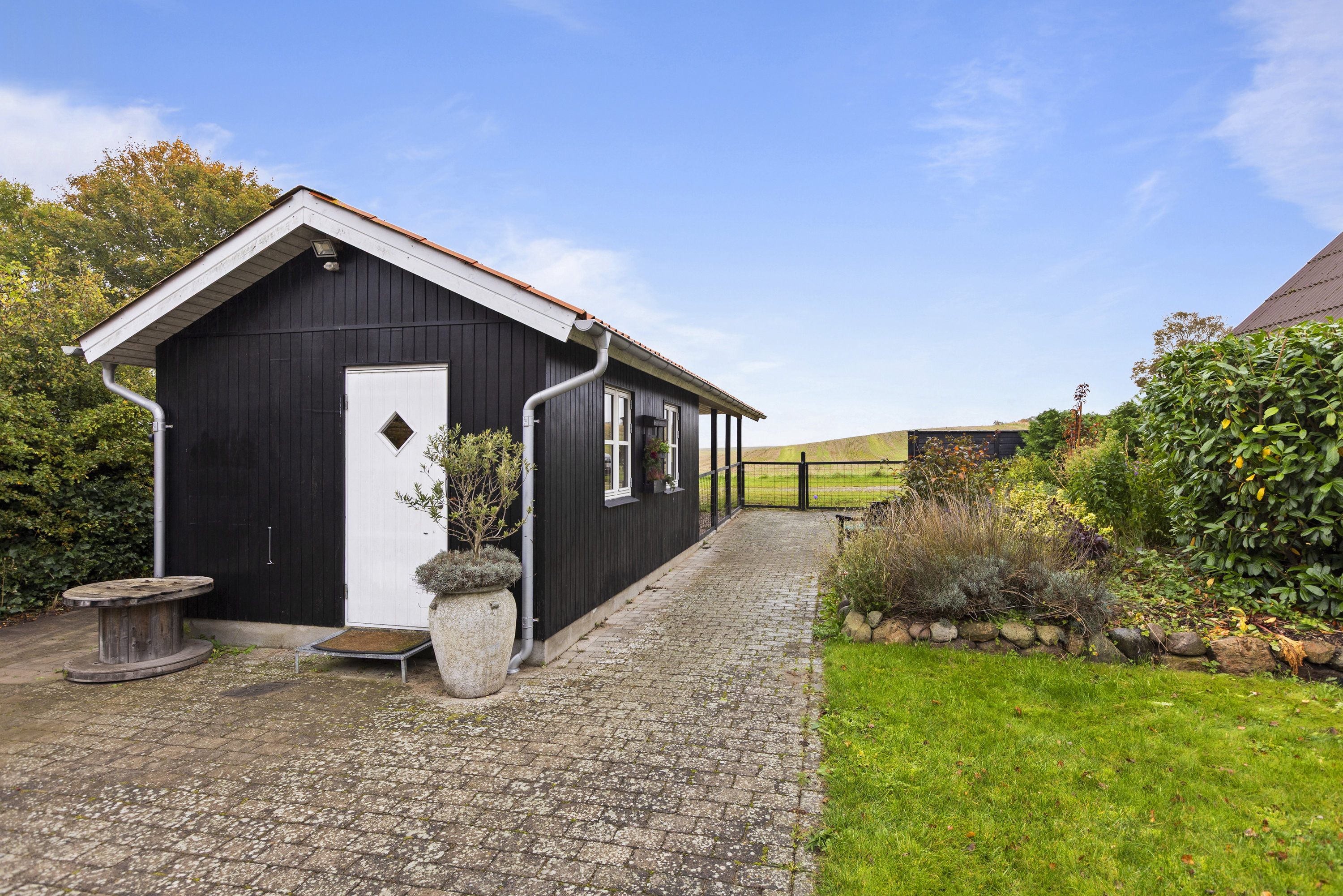 Fremhævet carport billede i fuldskærmstilstand. Billede af Mosevej 3, 4241 Vemmelev