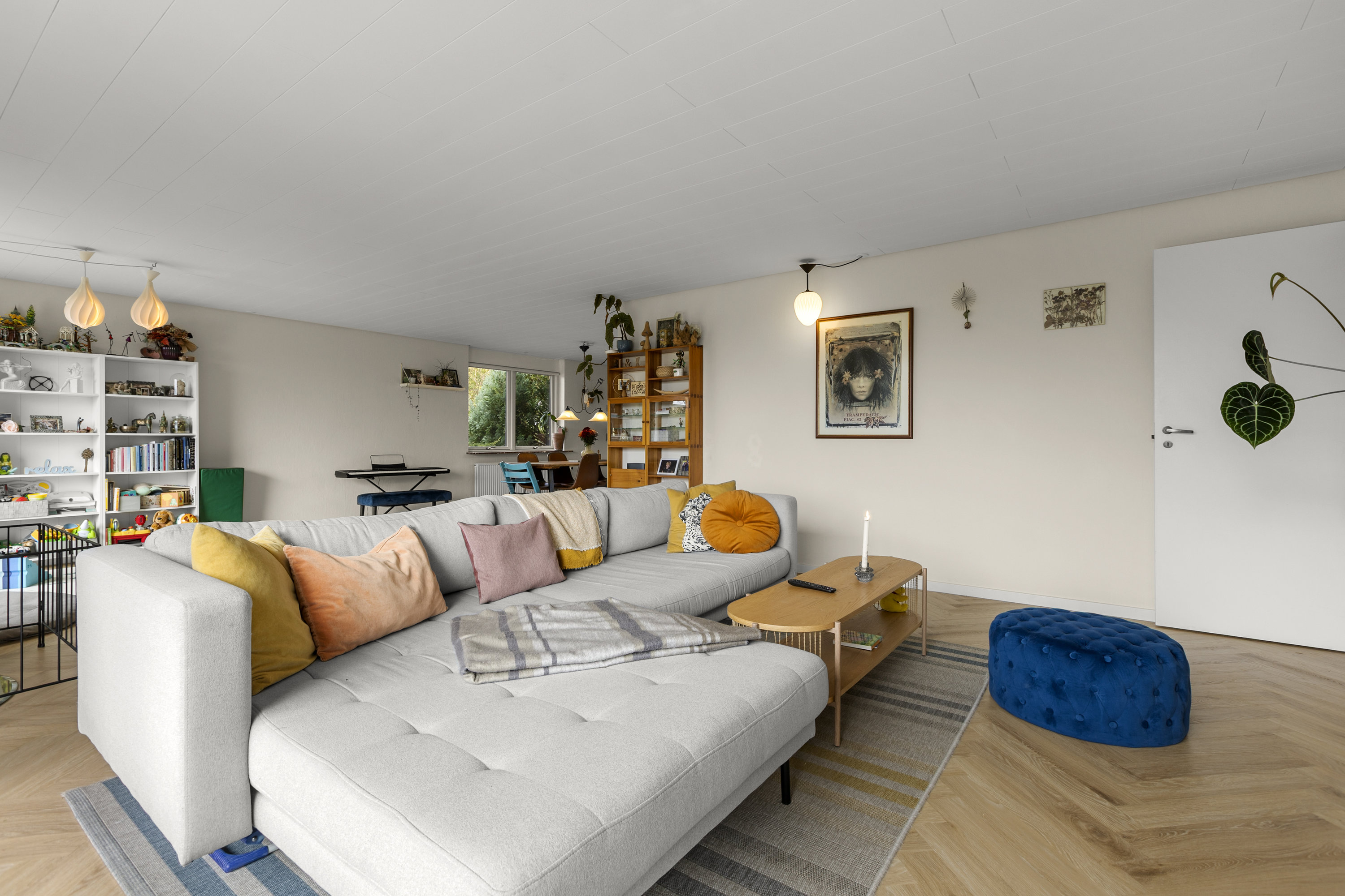 Fremhævet stue billede i fuldskærmstilstand. Billede af Munkebakken 53, 4400 Kalundborg