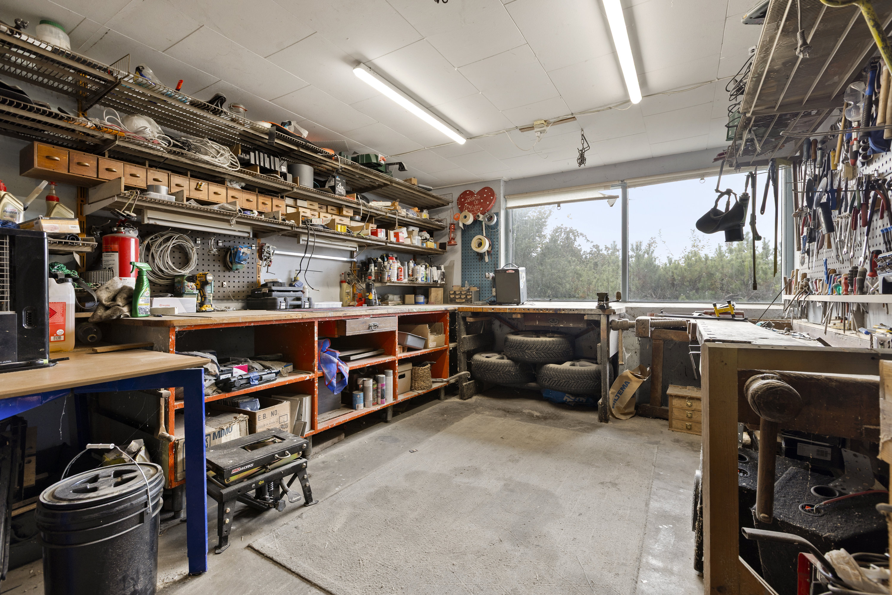 Fremhævet garage billede i fuldskærmstilstand. Billede af Munkebakken 53, 4400 Kalundborg