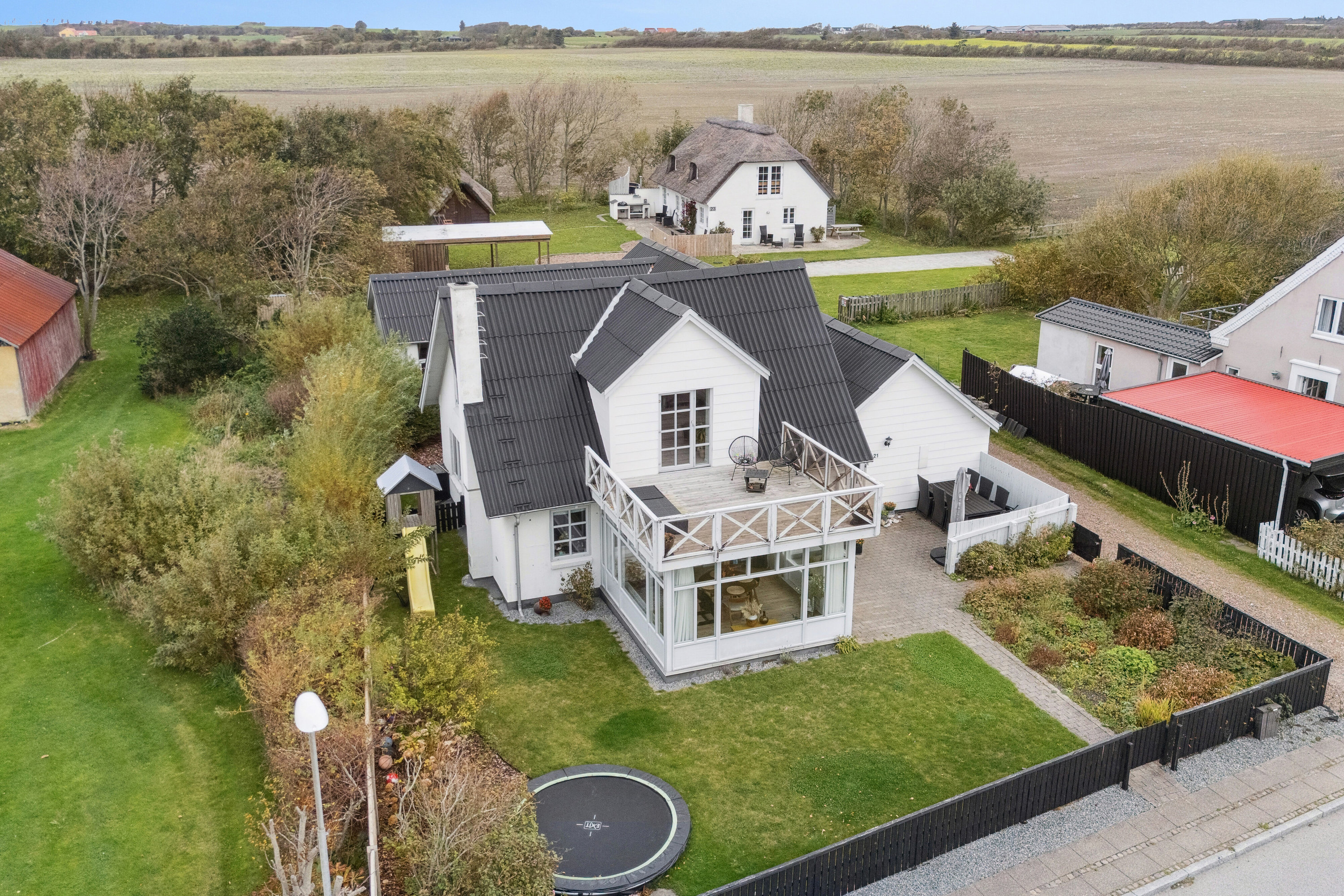 Fremhævet luftfoto billede i fuldskærmstilstand. Billede af Klostermøllevej 21, 7770 Vestervig