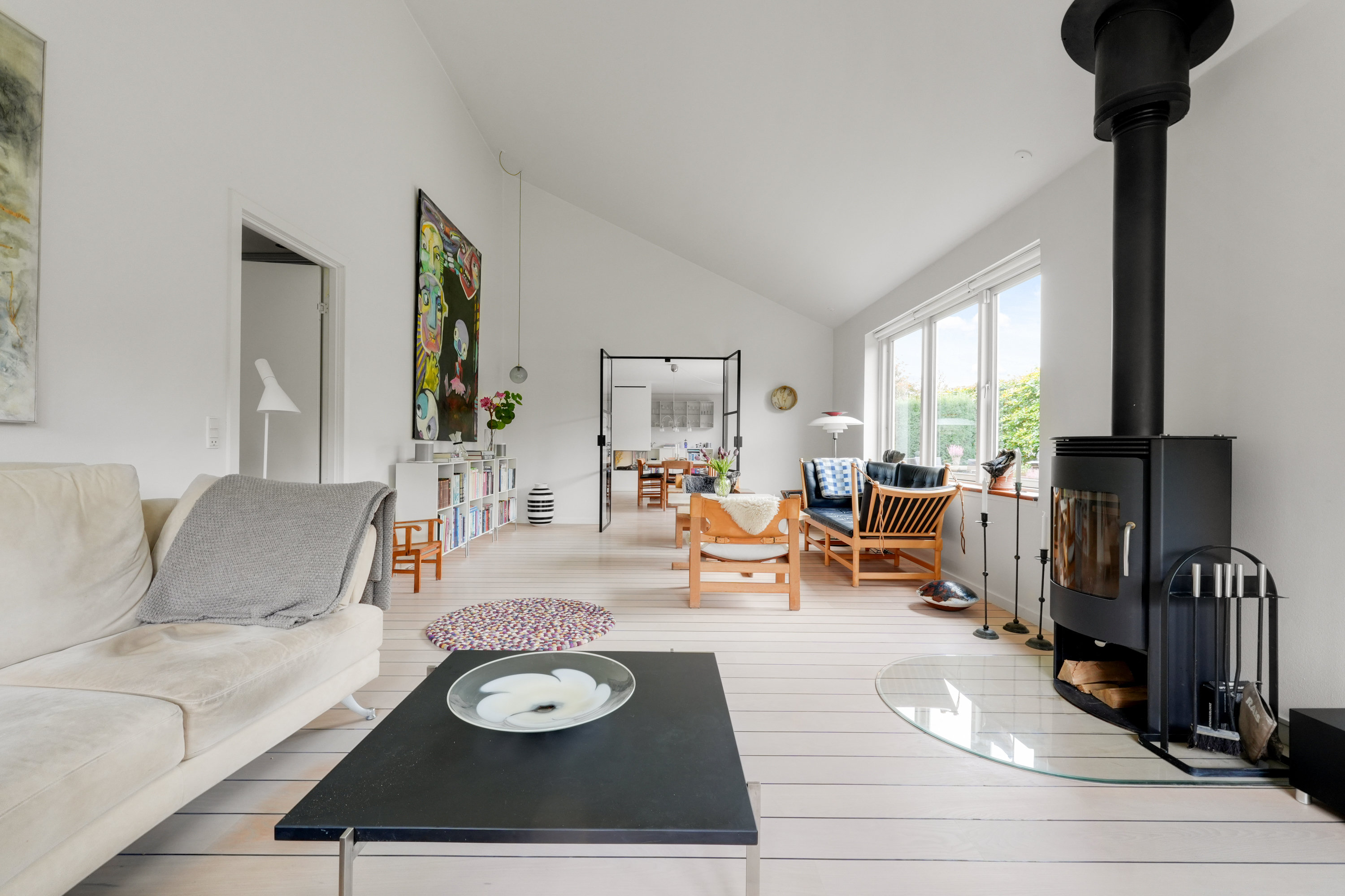 Fremhævet andet billede i fuldskærmstilstand. Billede af Sjælsøvej 57, 3460 Birkerød