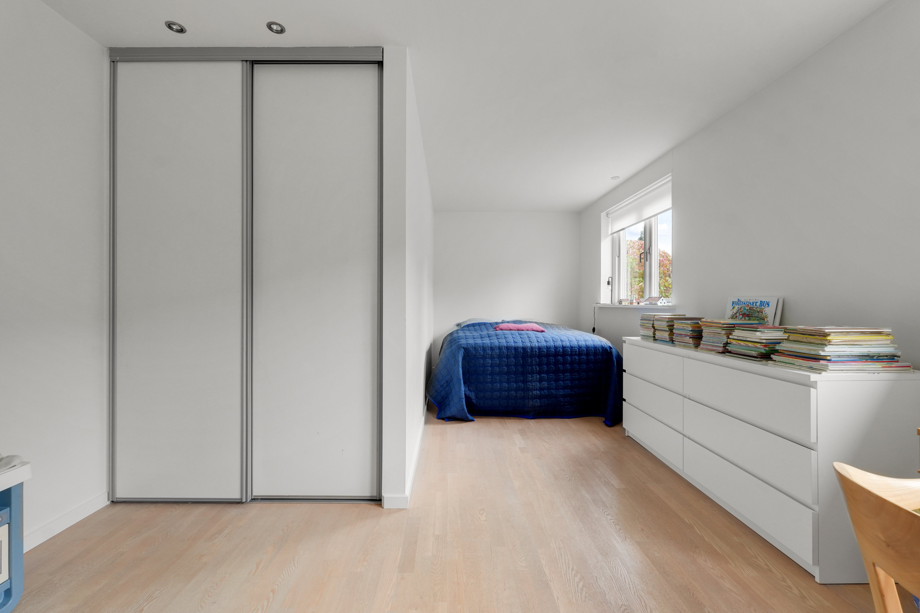 Fremhævet andet billede i fuldskærmstilstand. Billede af Sjælsøvej 57, 3460 Birkerød