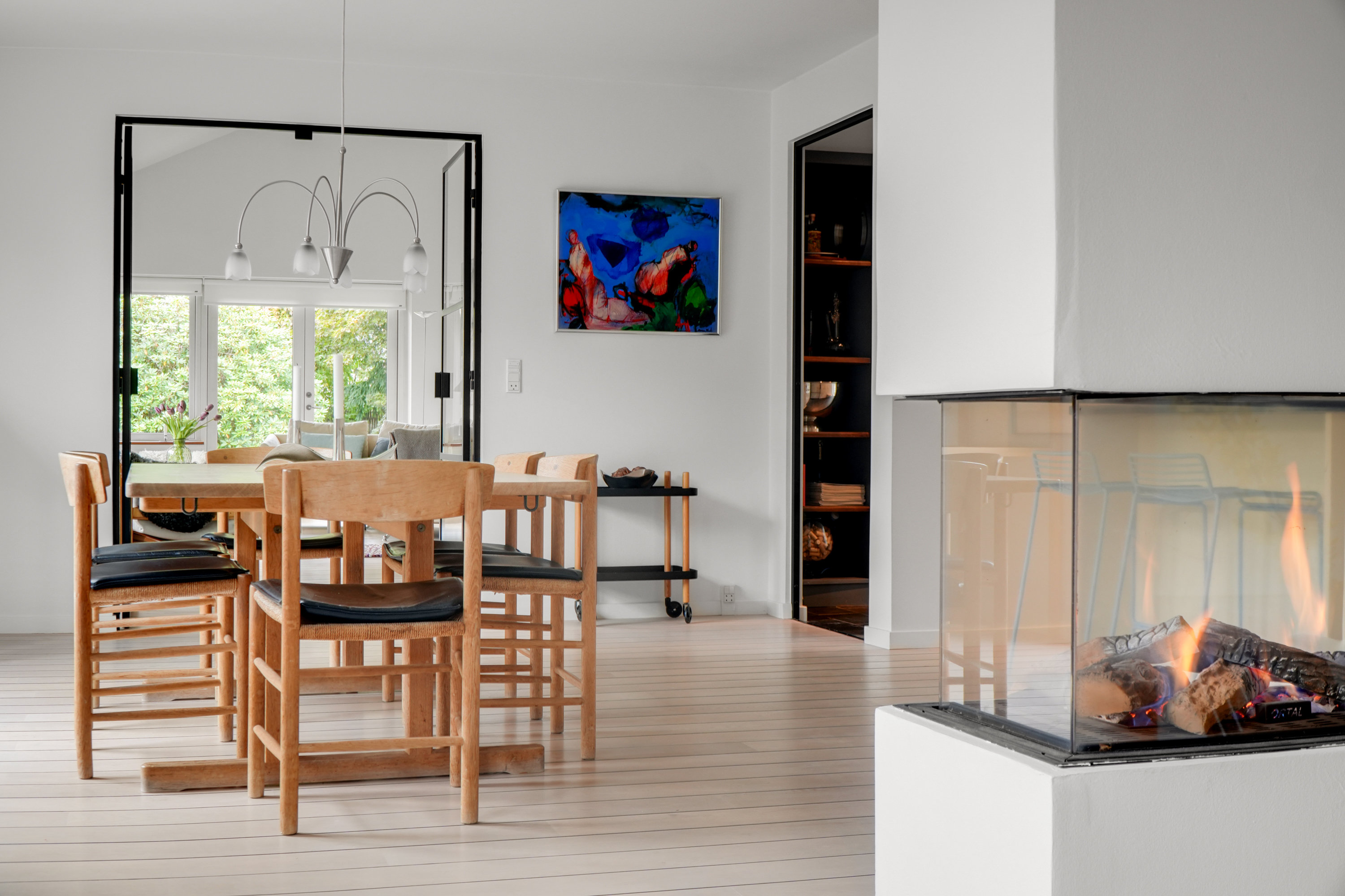 Fremhævet andet billede i fuldskærmstilstand. Billede af Sjælsøvej 57, 3460 Birkerød