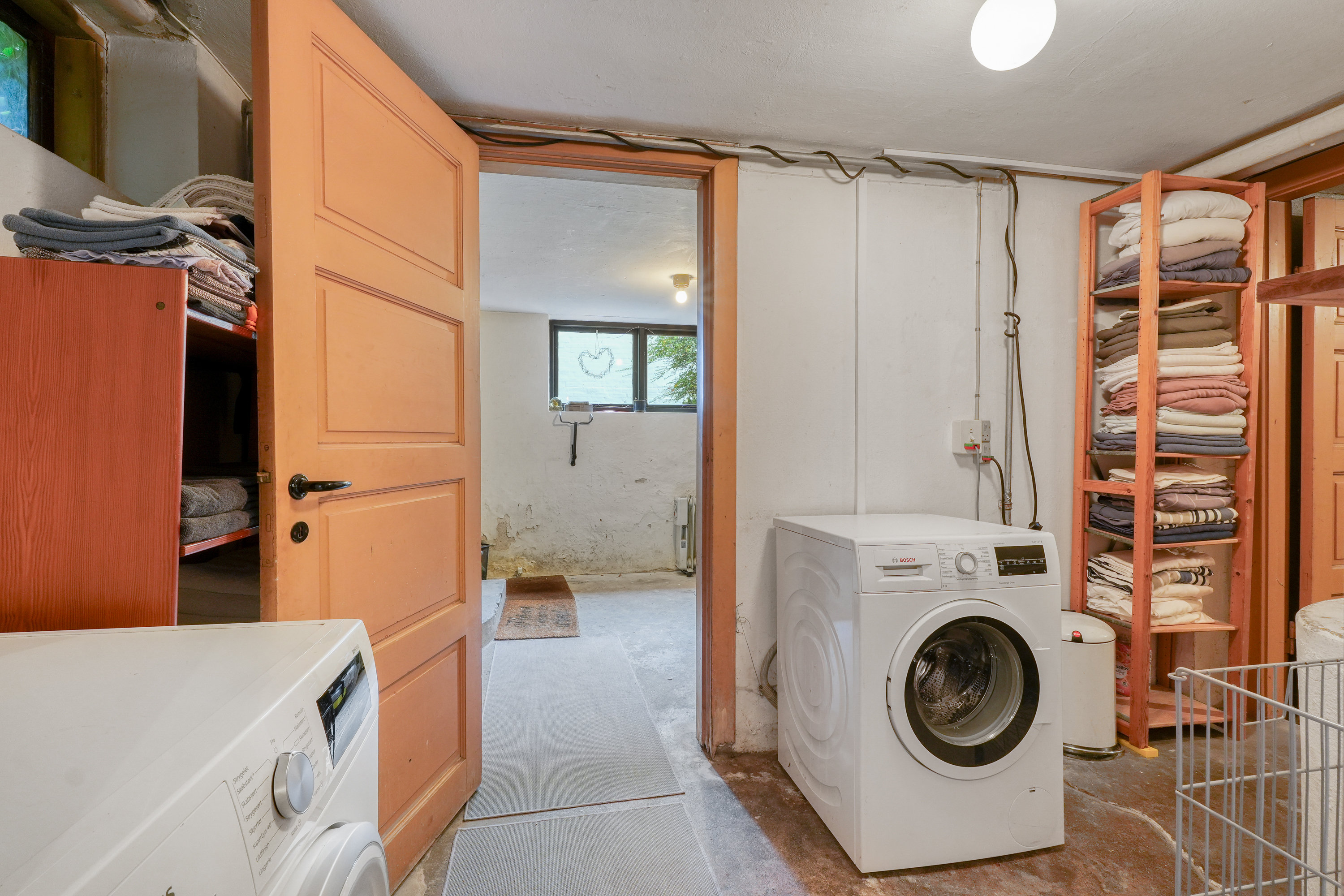 Fremhævet andet billede i fuldskærmstilstand. Billede af Bakkevej 1A, 2., 3460 Birkerød