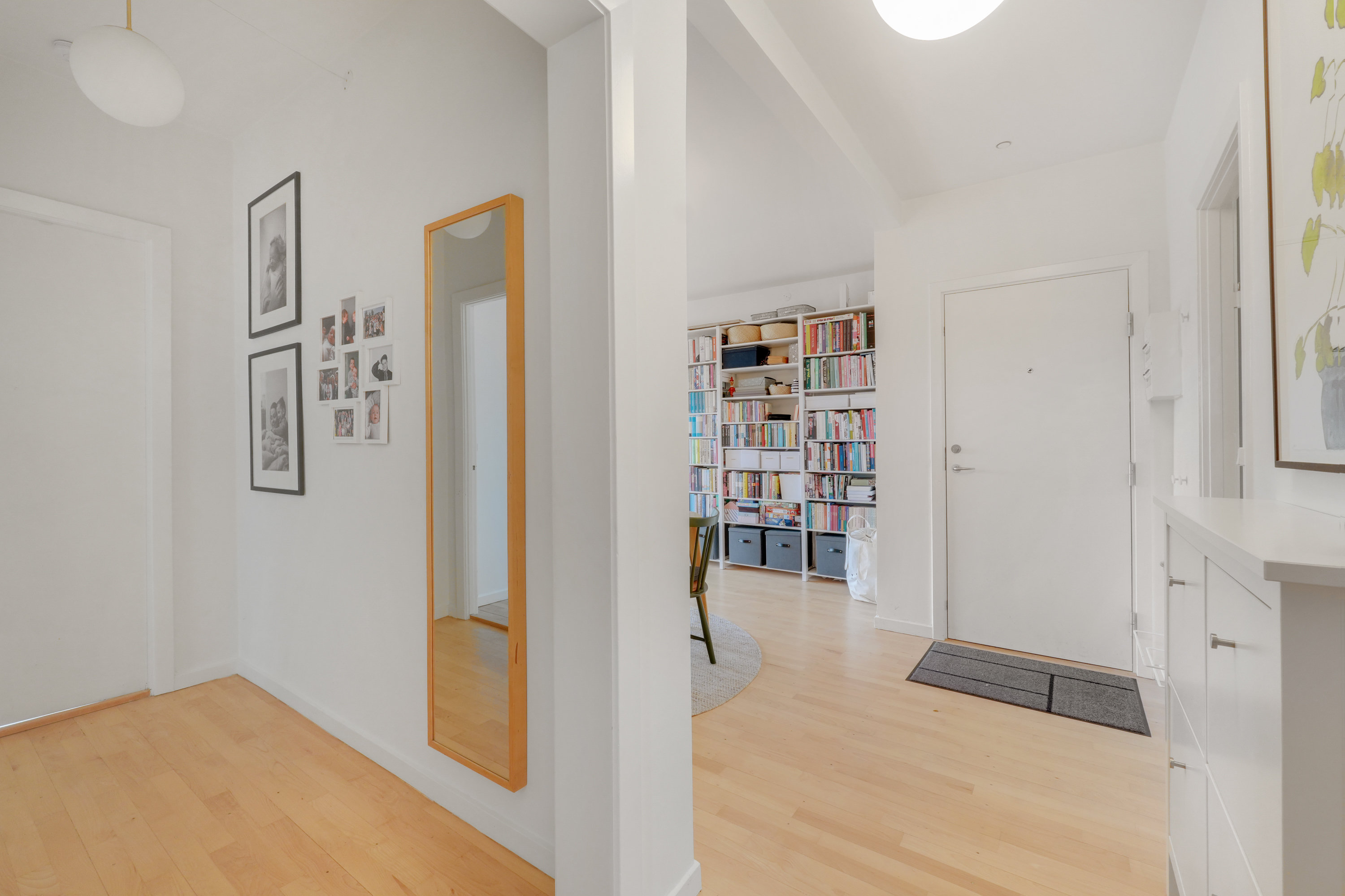 Fremhævet andet billede i fuldskærmstilstand. Billede af Bregnerødvej 59, 2. tv., 3460 Birkerød