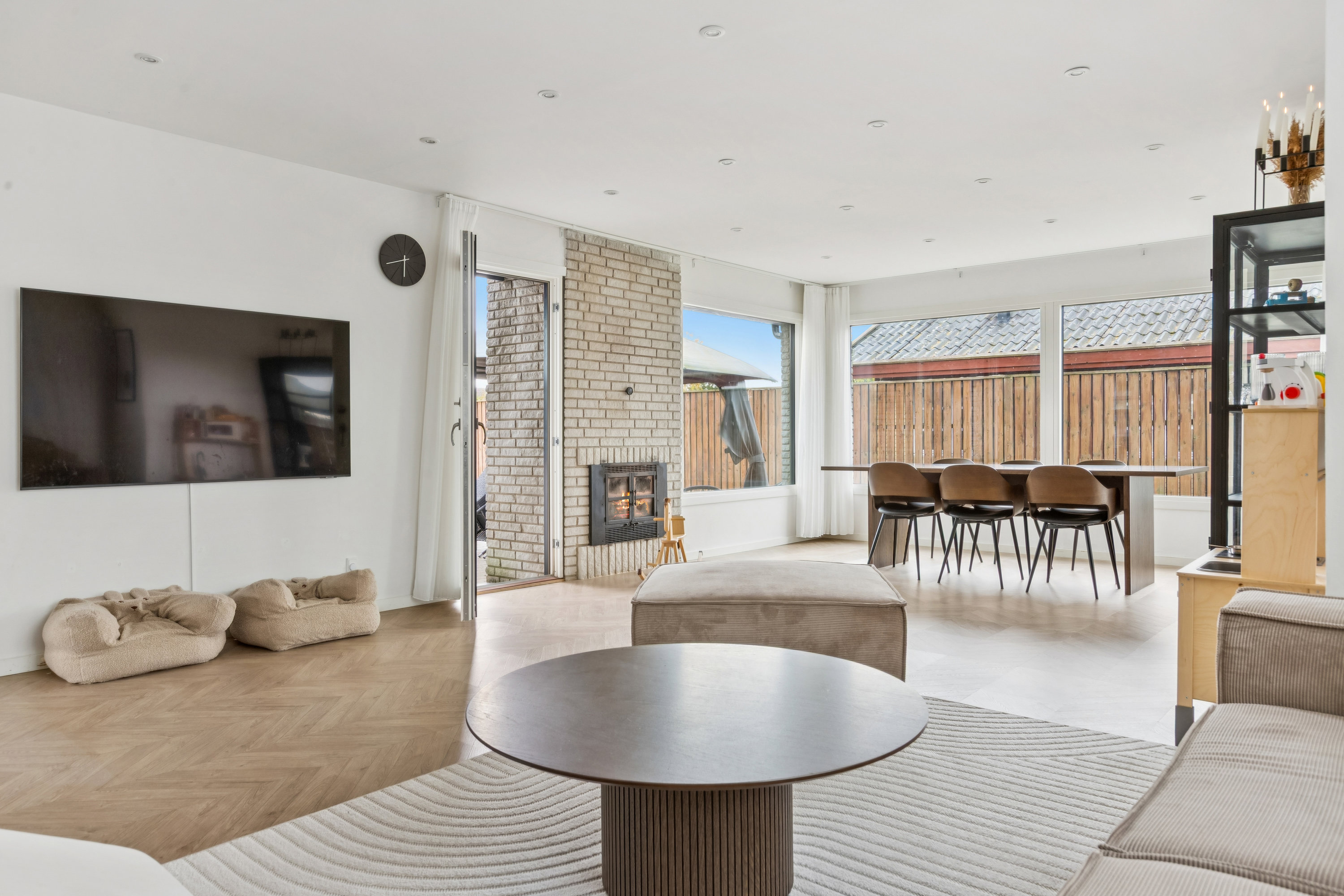 Fremhævet stue billede i fuldskærmstilstand. Billede af Haarlem Alle 20, 2791 Dragør