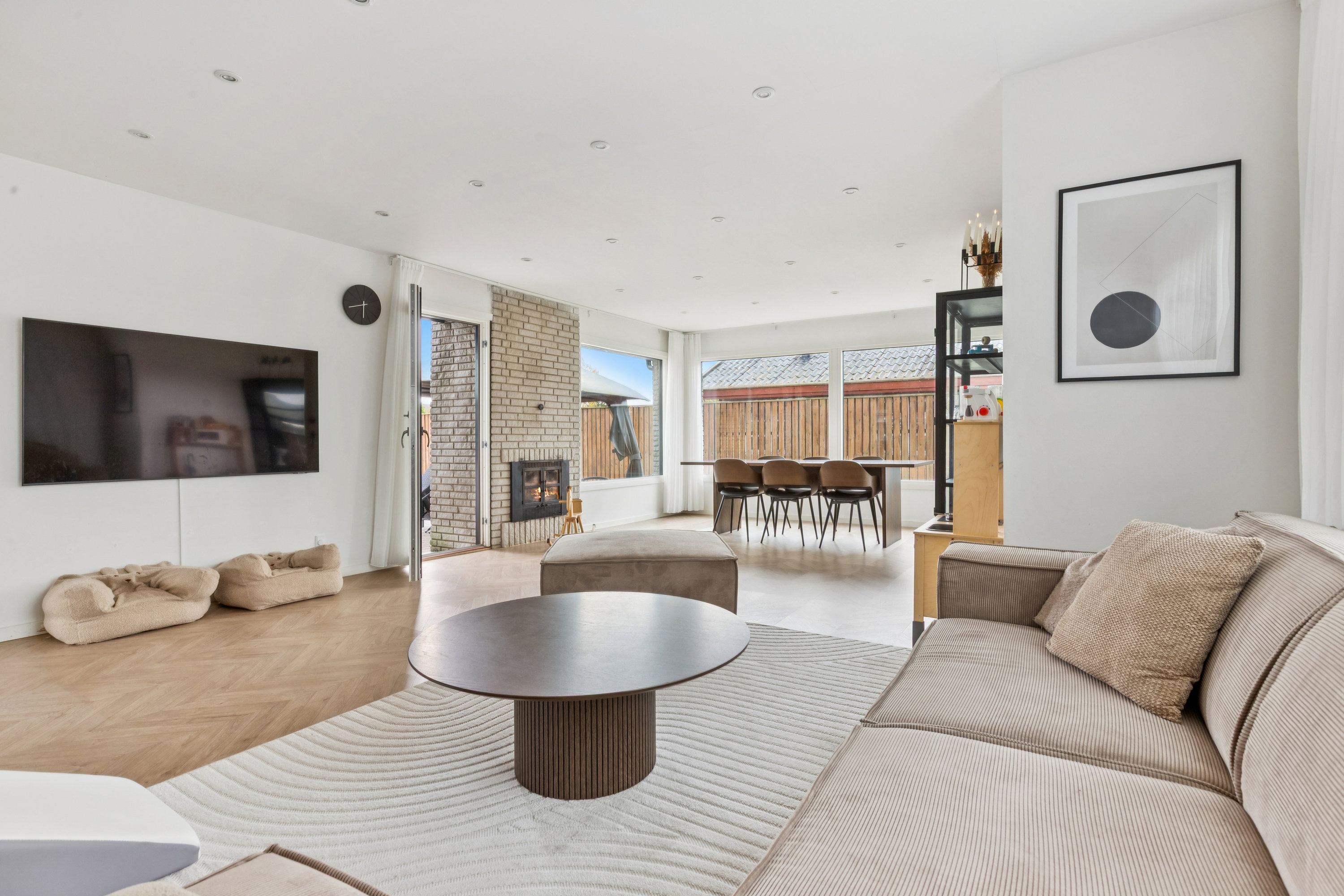 Fremhævet stue billede i fuldskærmstilstand. Billede af Haarlem Alle 20, 2791 Dragør