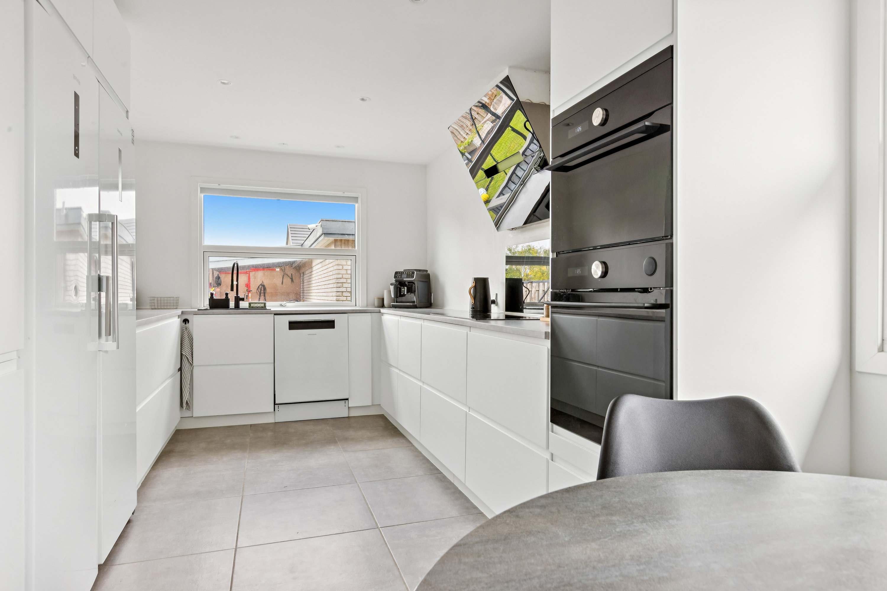 Fremhævet køkken billede i fuldskærmstilstand. Billede af Haarlem Alle 20, 2791 Dragør