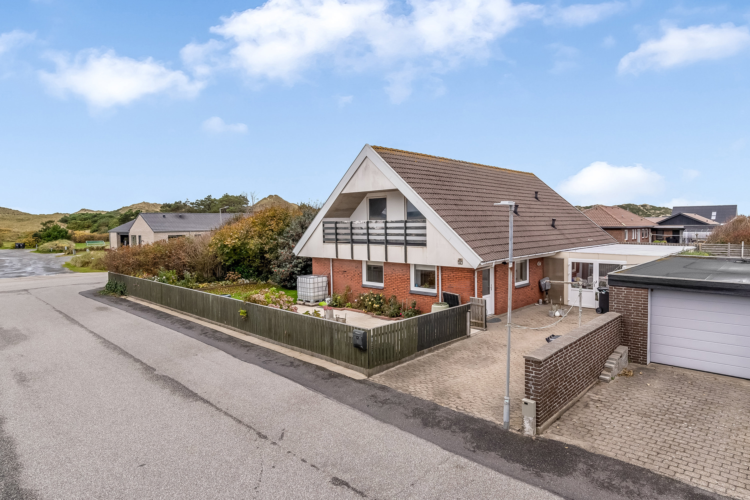 Villa: Ejendommen på Minervavej 25, 6960 Hvide Sande