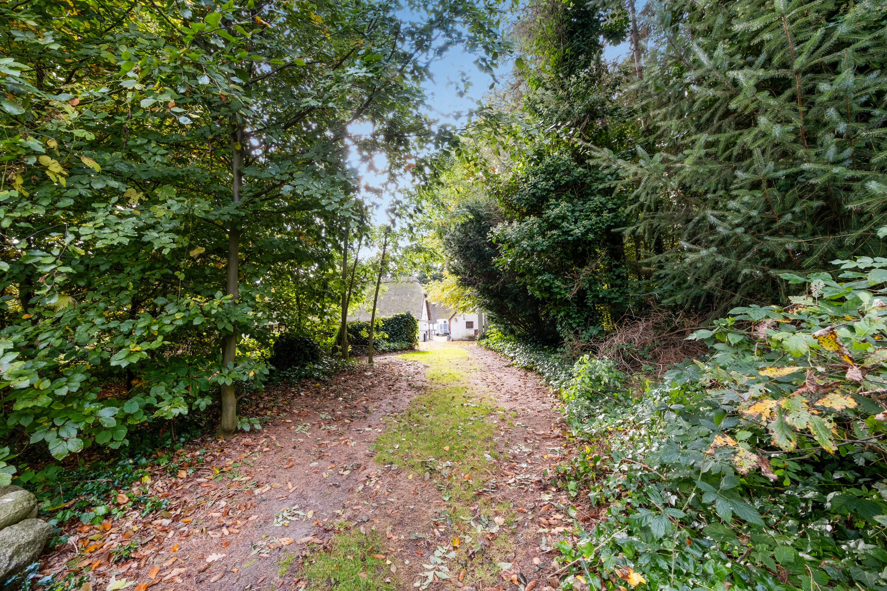 Fremhævet indkørsel billede i fuldskærmstilstand. Billede af Toftevej 7 + 9, Brylle, 5690 Tommerup