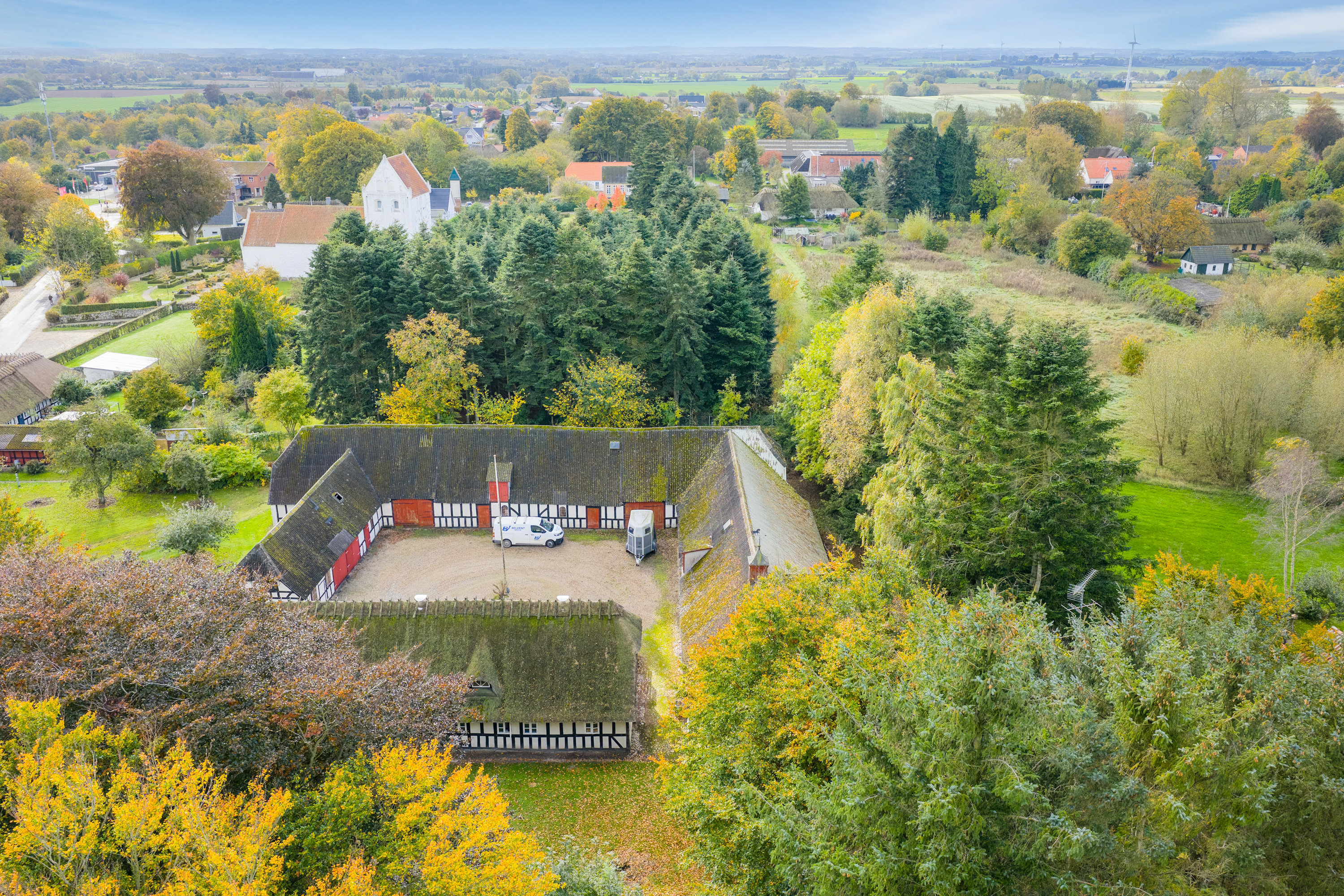 Fremhævet luftfoto billede i fuldskærmstilstand. Billede af Toftevej 7 + 9, Brylle, 5690 Tommerup