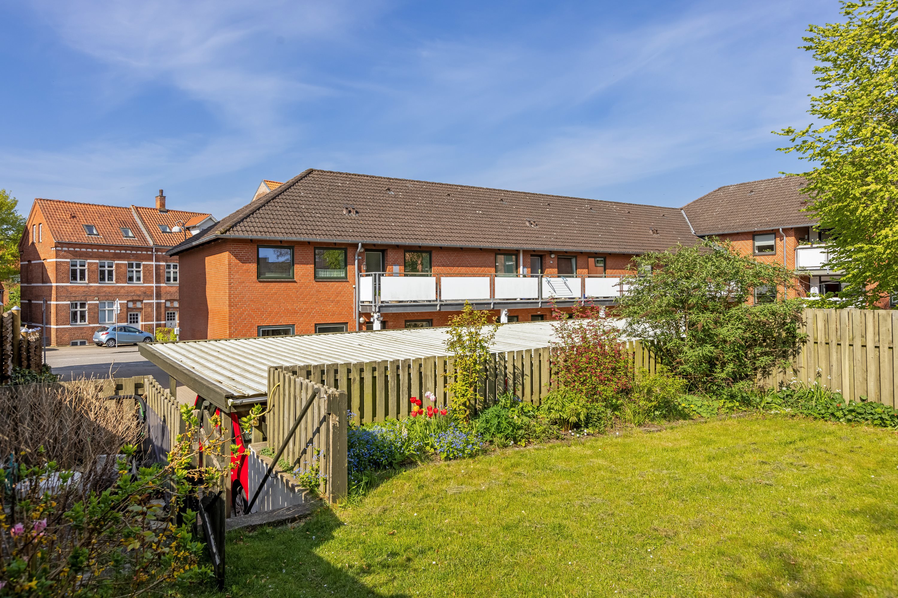 Fremhævet street view billede i fuldskærmstilstand. Billede af Borgediget 24, 4000 Roskilde