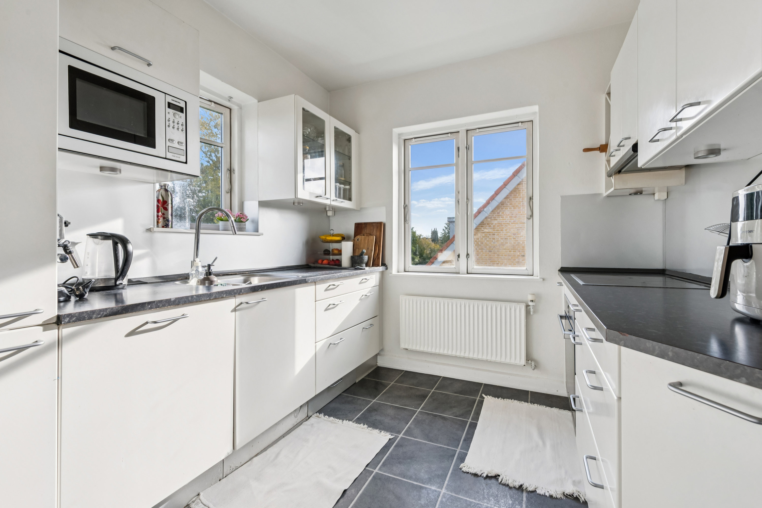 Fremhævet køkken billede i fuldskærmstilstand. Billede af Buddinge Hovedgade 118, 1., 2860 Søborg