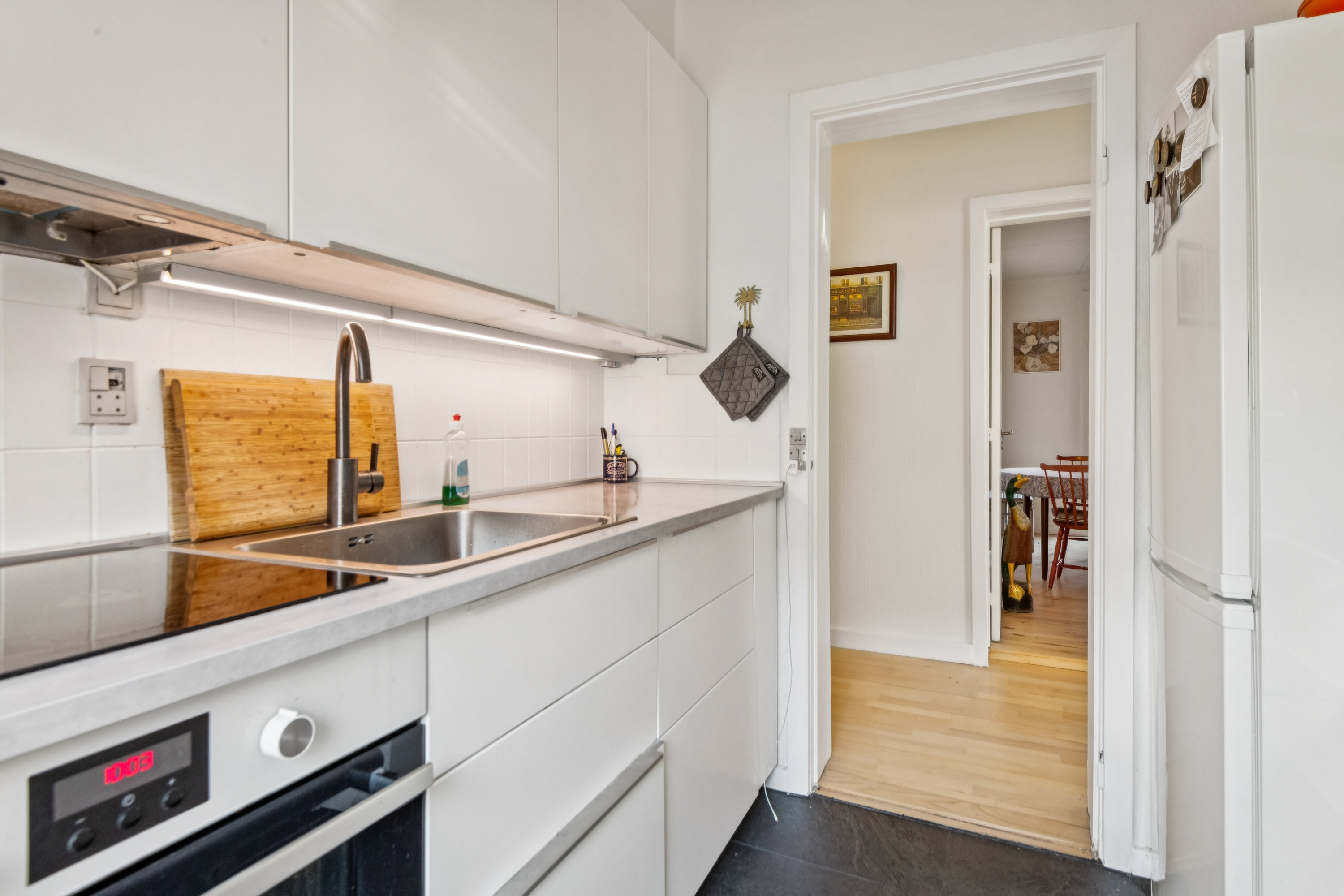 Fremhævet køkken billede i fuldskærmstilstand. Billede af Niels Ebbesens Gade 10, 1., 9000 Aalborg