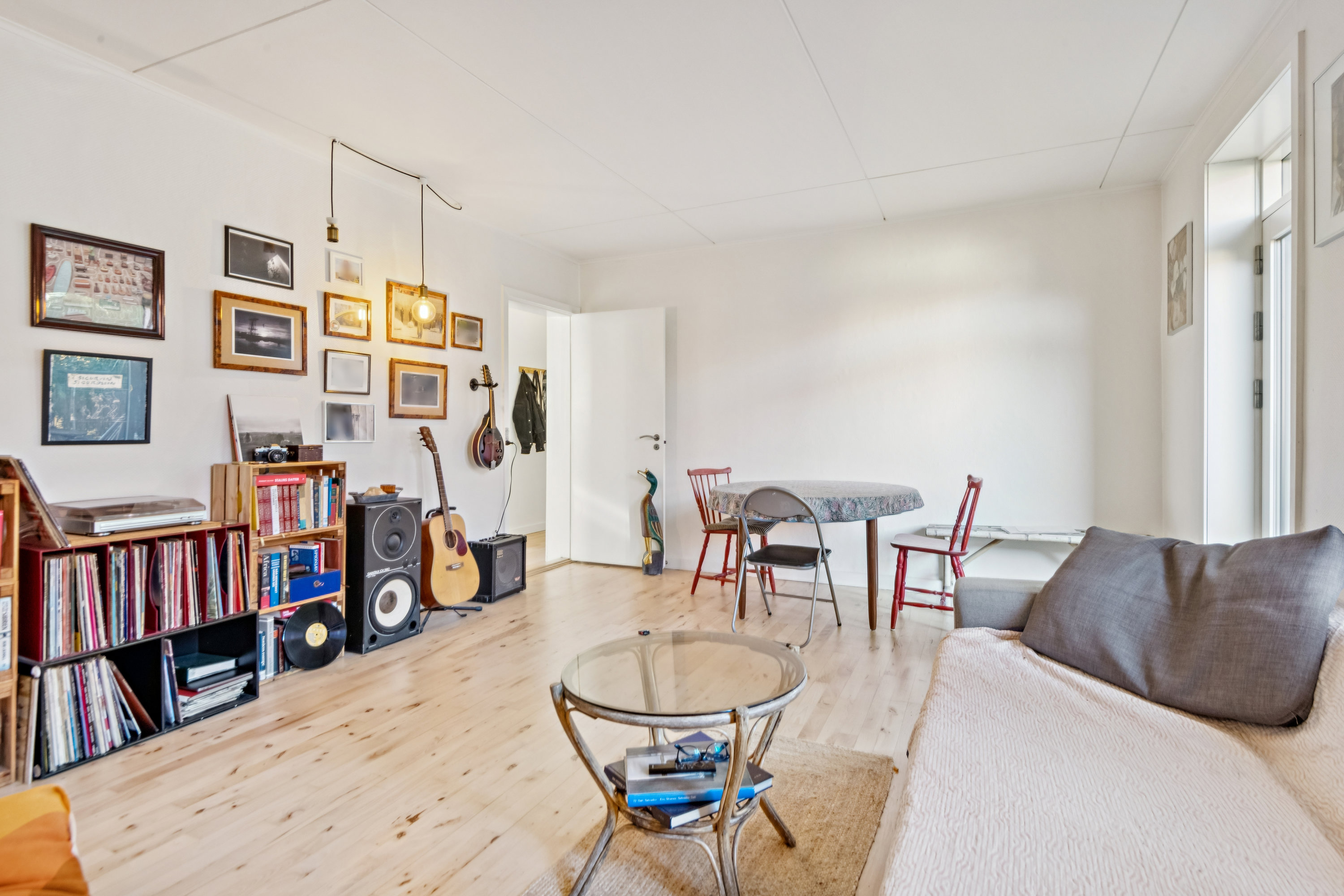 Fremhævet stue billede i fuldskærmstilstand. Billede af Niels Ebbesens Gade 10, 1., 9000 Aalborg