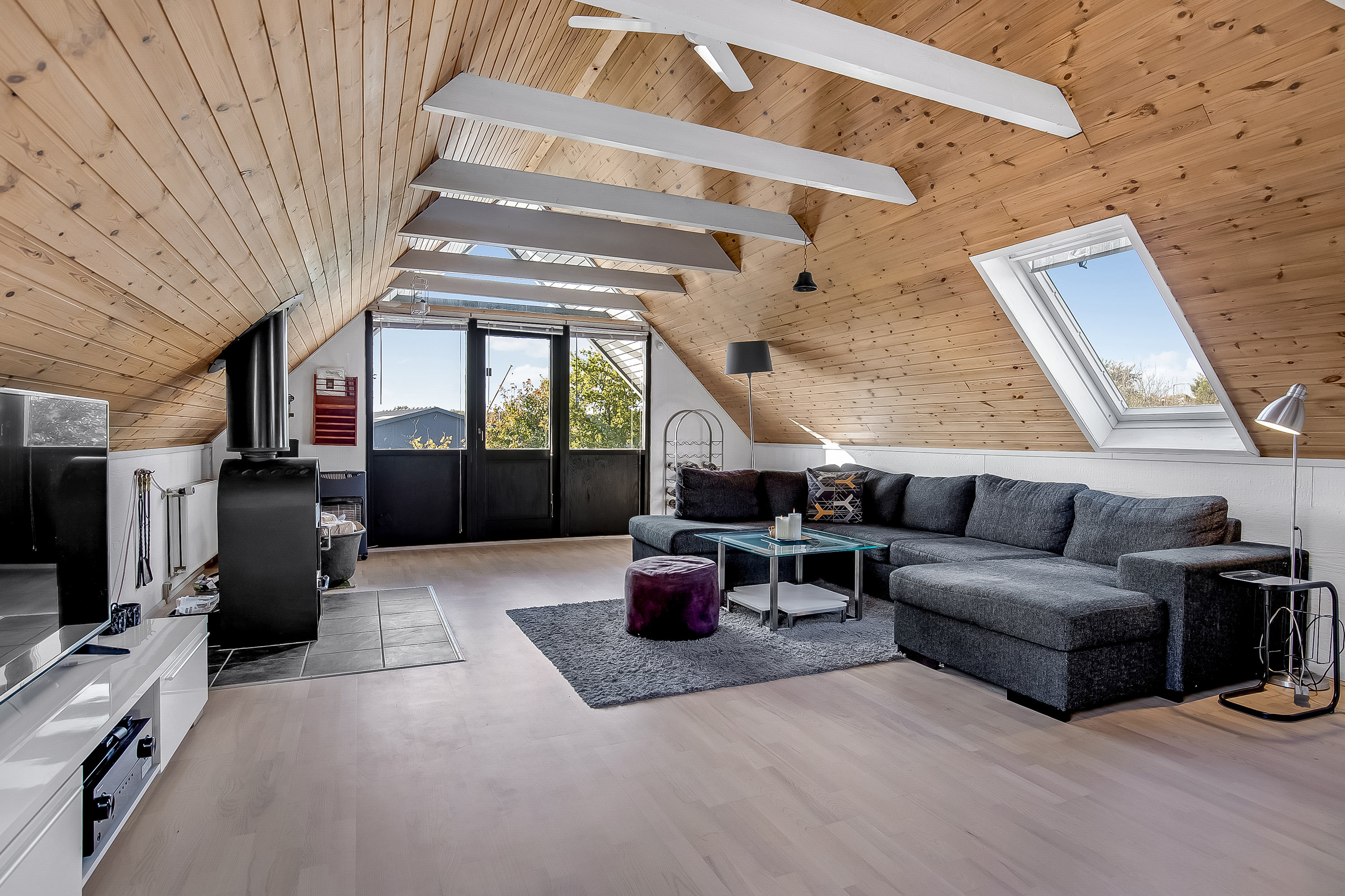 Fremhævet stue, tagetage billede i fuldskærmstilstand. Billede af Grønkjærsvej 42, Erritsø, 7000 Fredericia