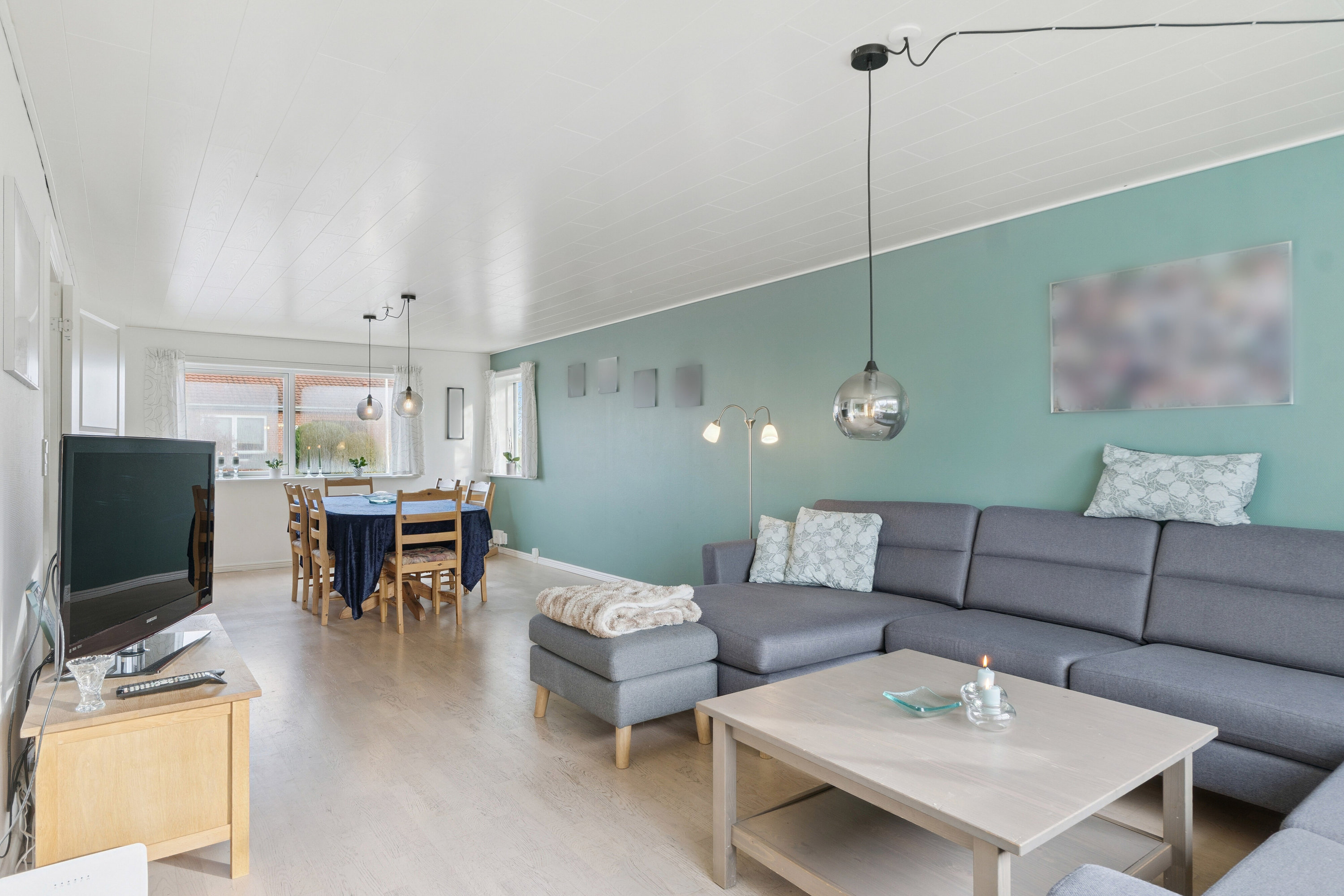 Fremhævet stue billede i fuldskærmstilstand. Billede af Snedstedvej 33, Sundby, 7752 Snedsted