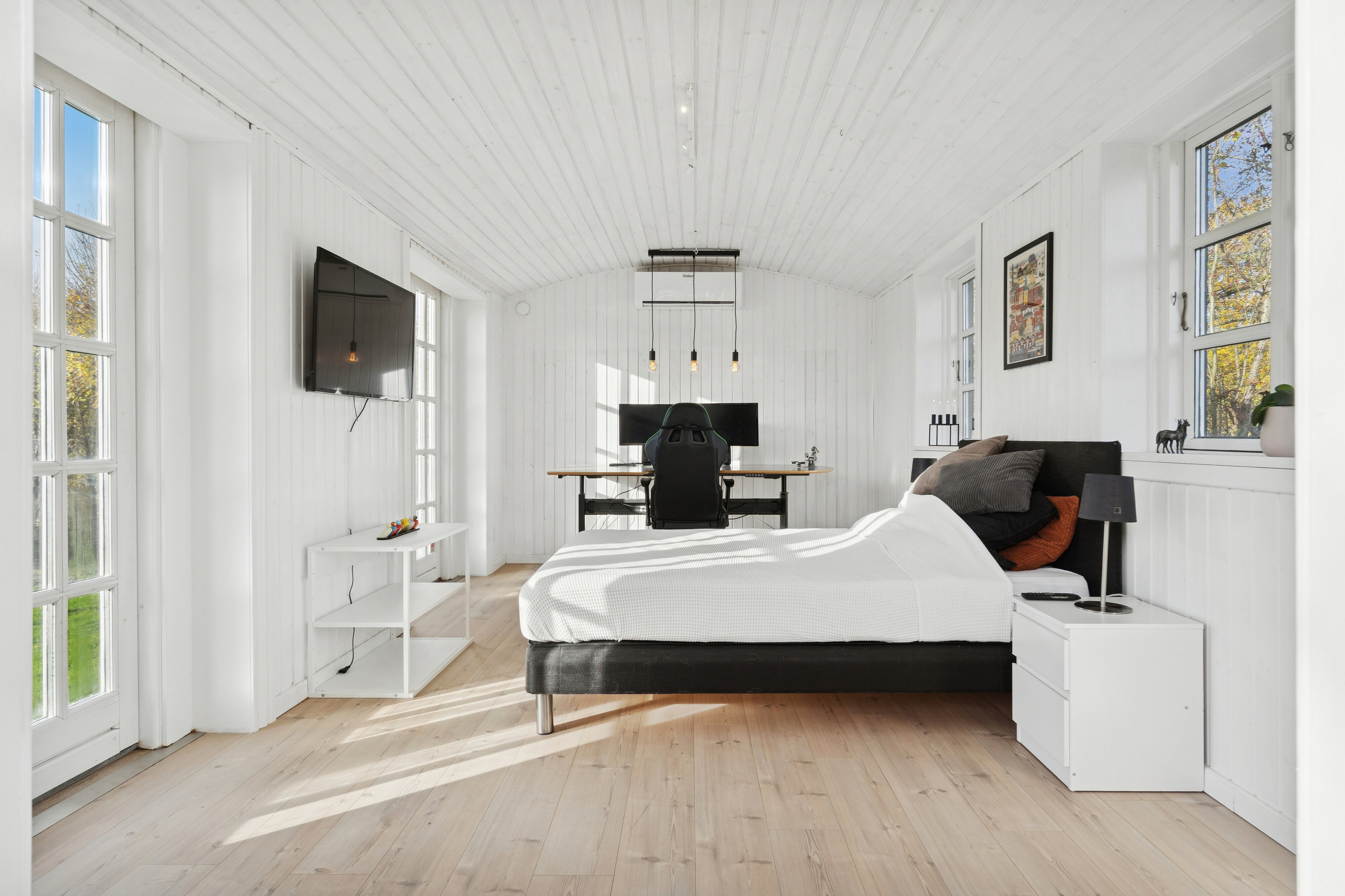 Fremhævet soveværelse billede i fuldskærmstilstand. Billede af Egtvedvej 53, Bølling, 6040 Egtved