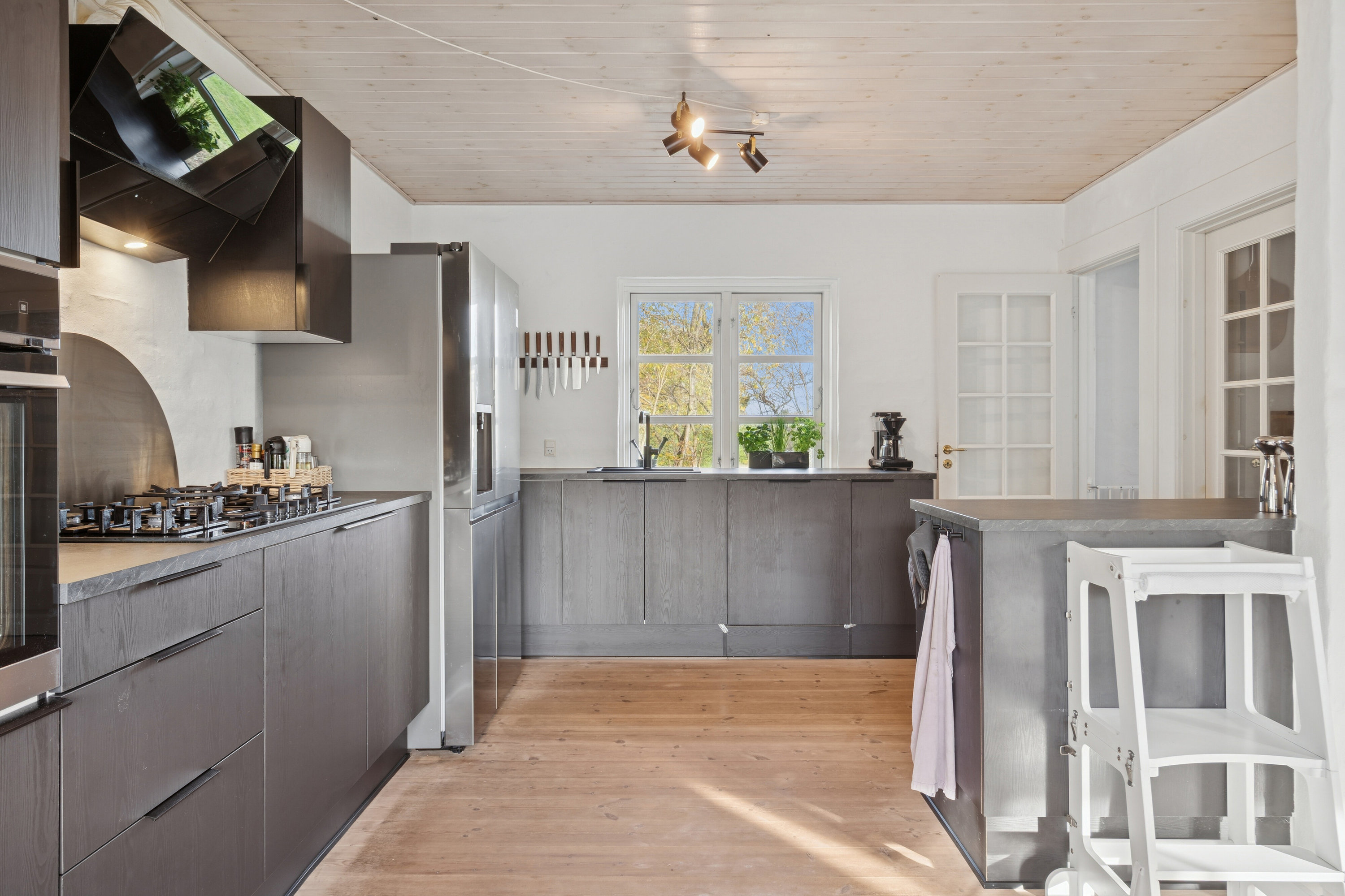 Miniaturebillede 2: køkken. Billede af Egtvedvej 53, Bølling, 6040 Egtved