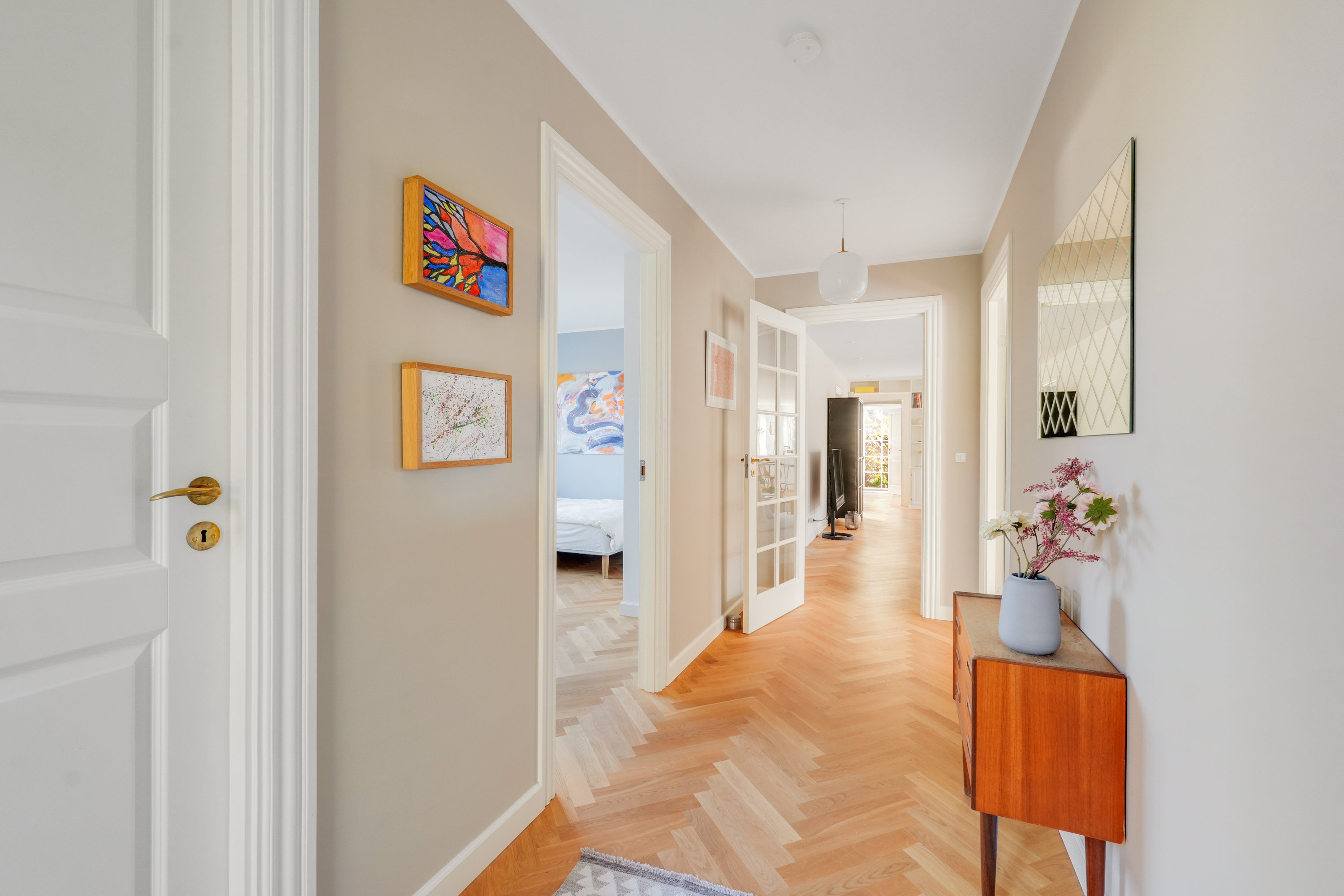 Fremhævet andet billede i fuldskærmstilstand. Billede af Odinsvej 8, 3460 Birkerød