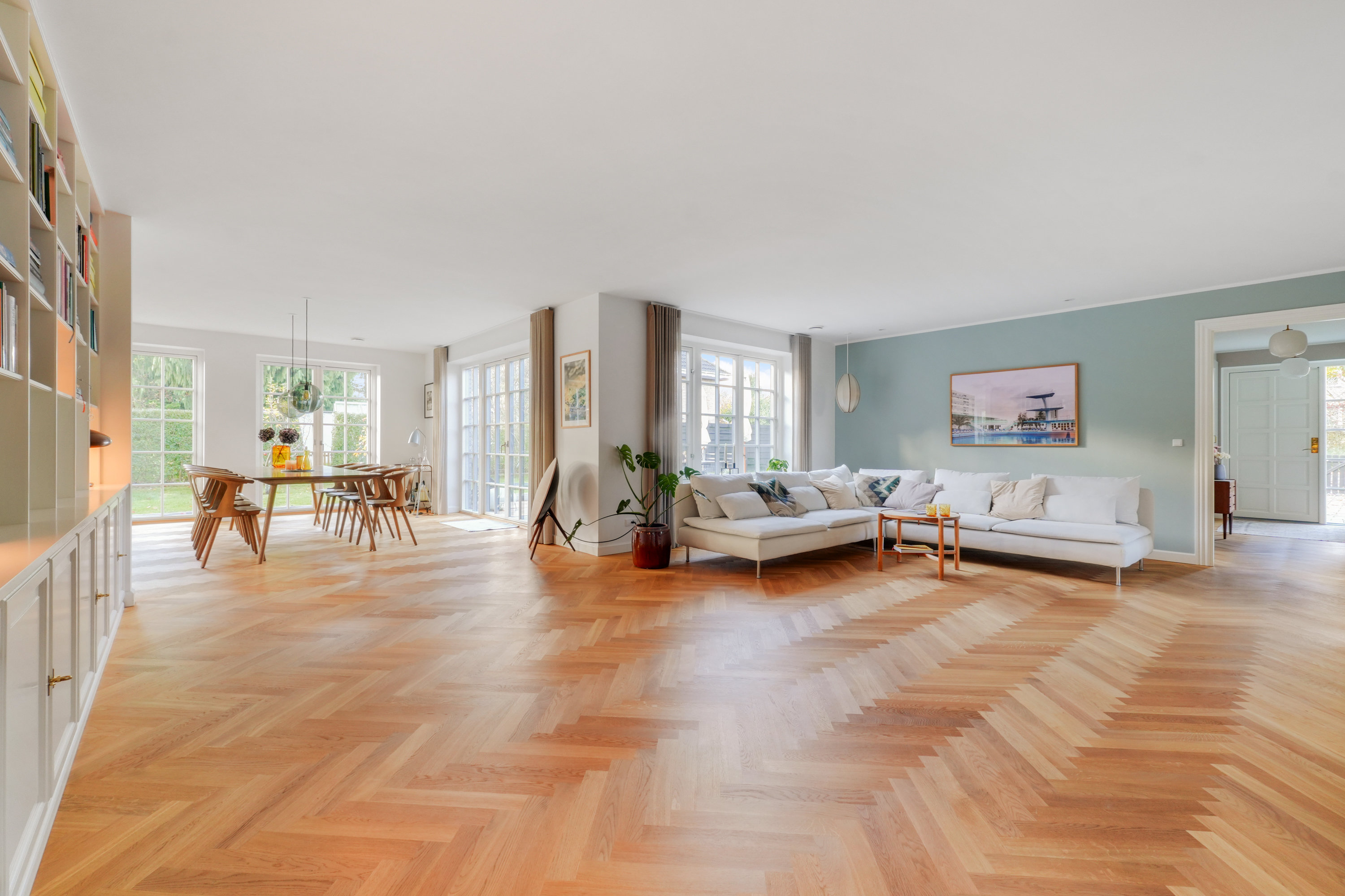 Fremhævet andet billede i fuldskærmstilstand. Billede af Odinsvej 8, 3460 Birkerød