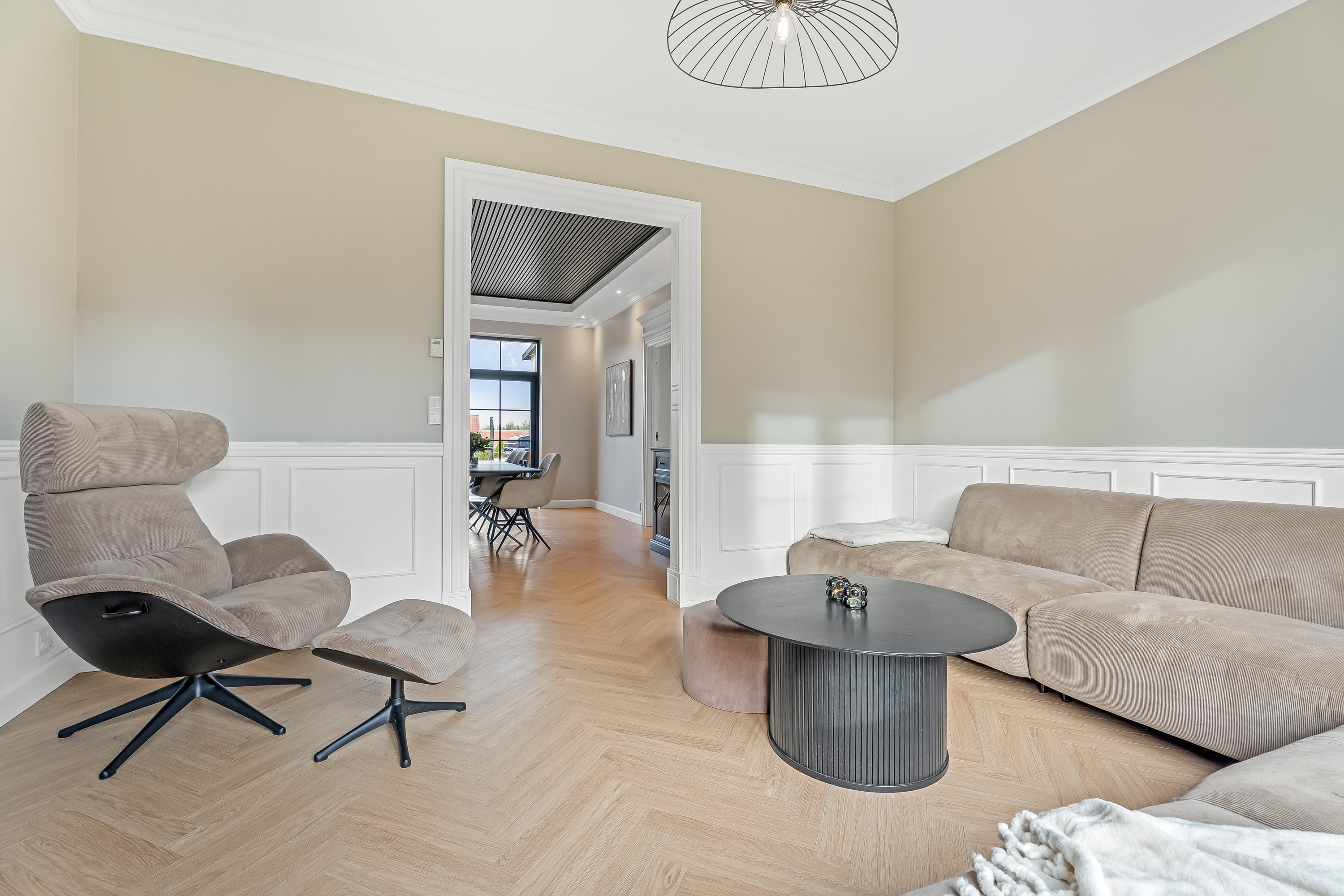 Fremhævet stue billede i fuldskærmstilstand. Billede af Nr Alslev Langgade 62B, 4840 Nørre Alslev