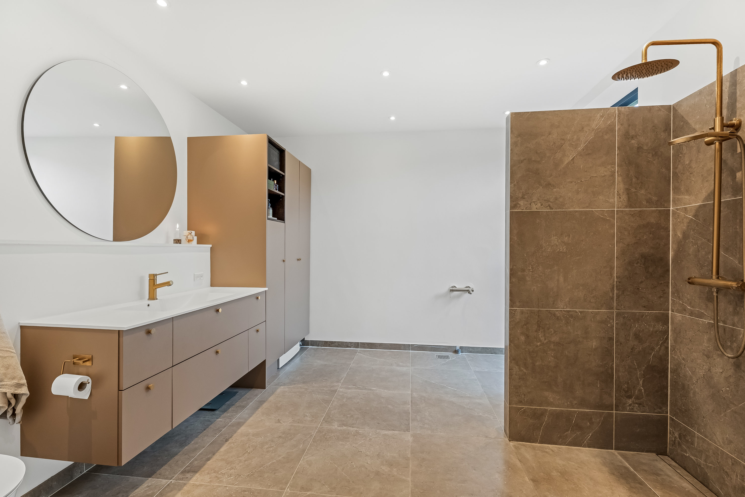 Fremhævet badeværelse billede i fuldskærmstilstand. Billede af Nr Alslev Langgade 62B, 4840 Nørre Alslev