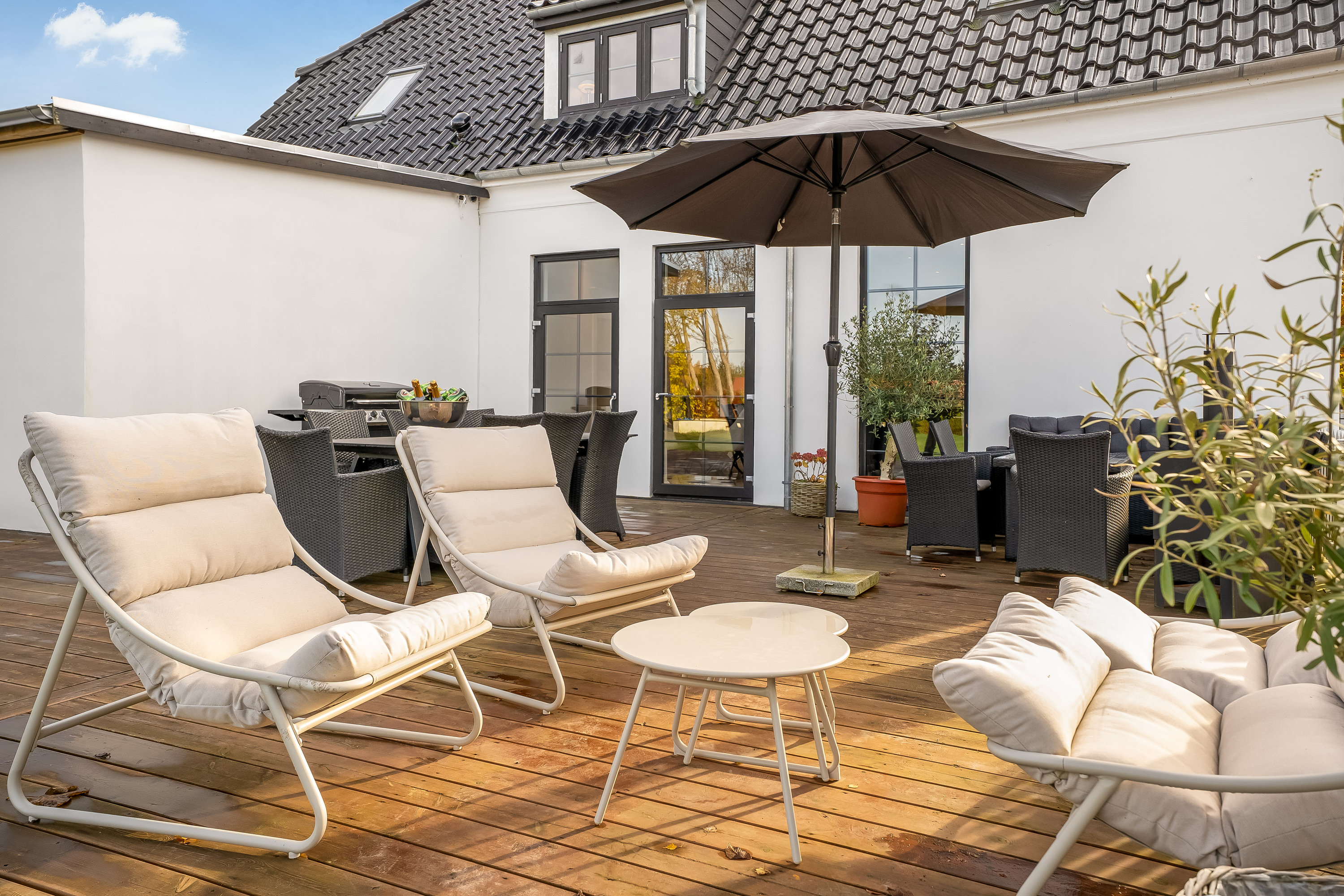 Fremhævet terrasse billede i fuldskærmstilstand. Billede af Nr Alslev Langgade 62B, 4840 Nørre Alslev