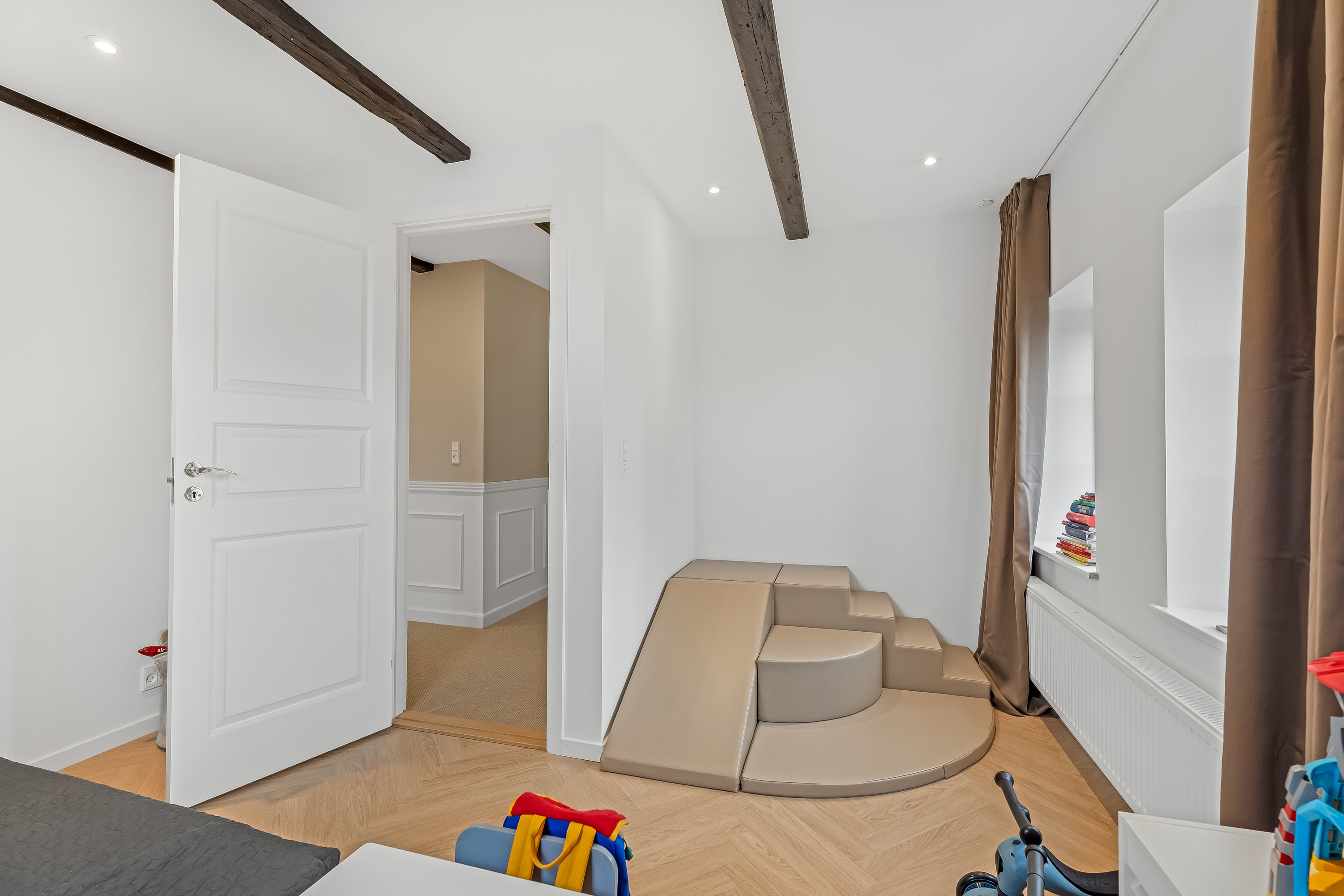 Fremhævet værelse billede i fuldskærmstilstand. Billede af Nr Alslev Langgade 62B, 4840 Nørre Alslev