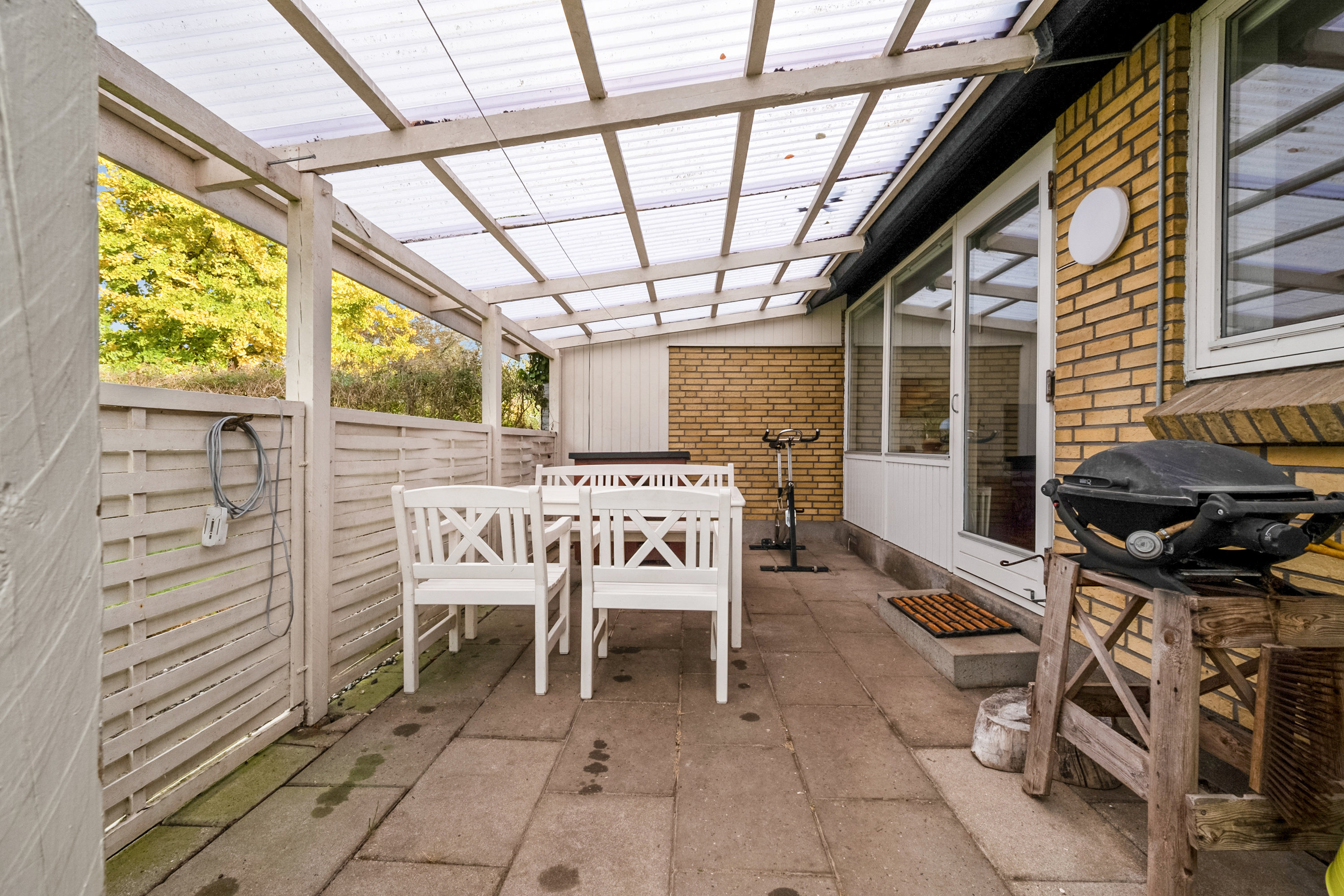 Fremhævet overdækket terrasse billede i fuldskærmstilstand. Billede af Åsumvej 625, 5240 Odense NØ