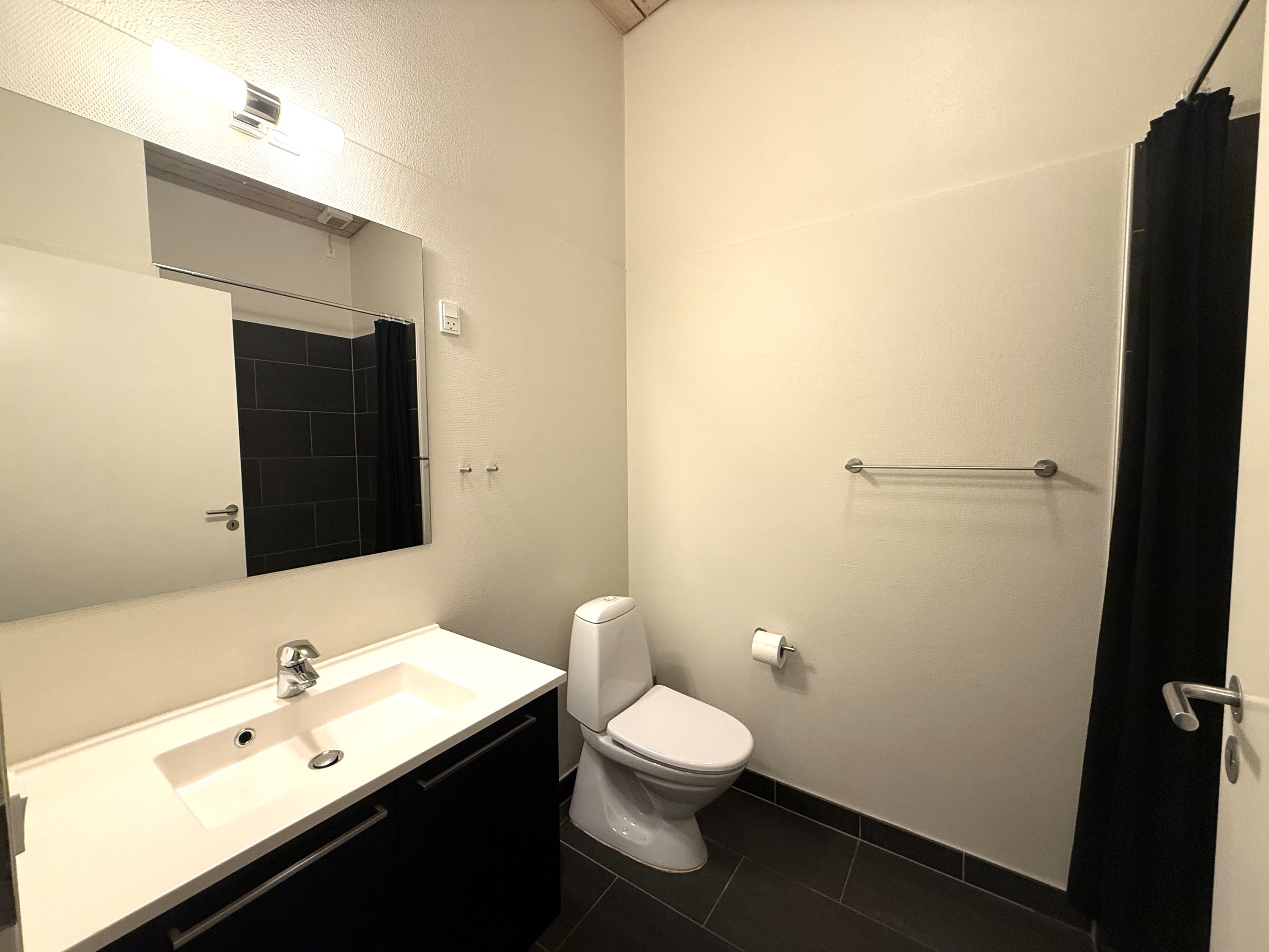 Fremhævet  billede i fuldskærmstilstand. Billede af Lille Amerika 24K, 410., 8883 Gjern