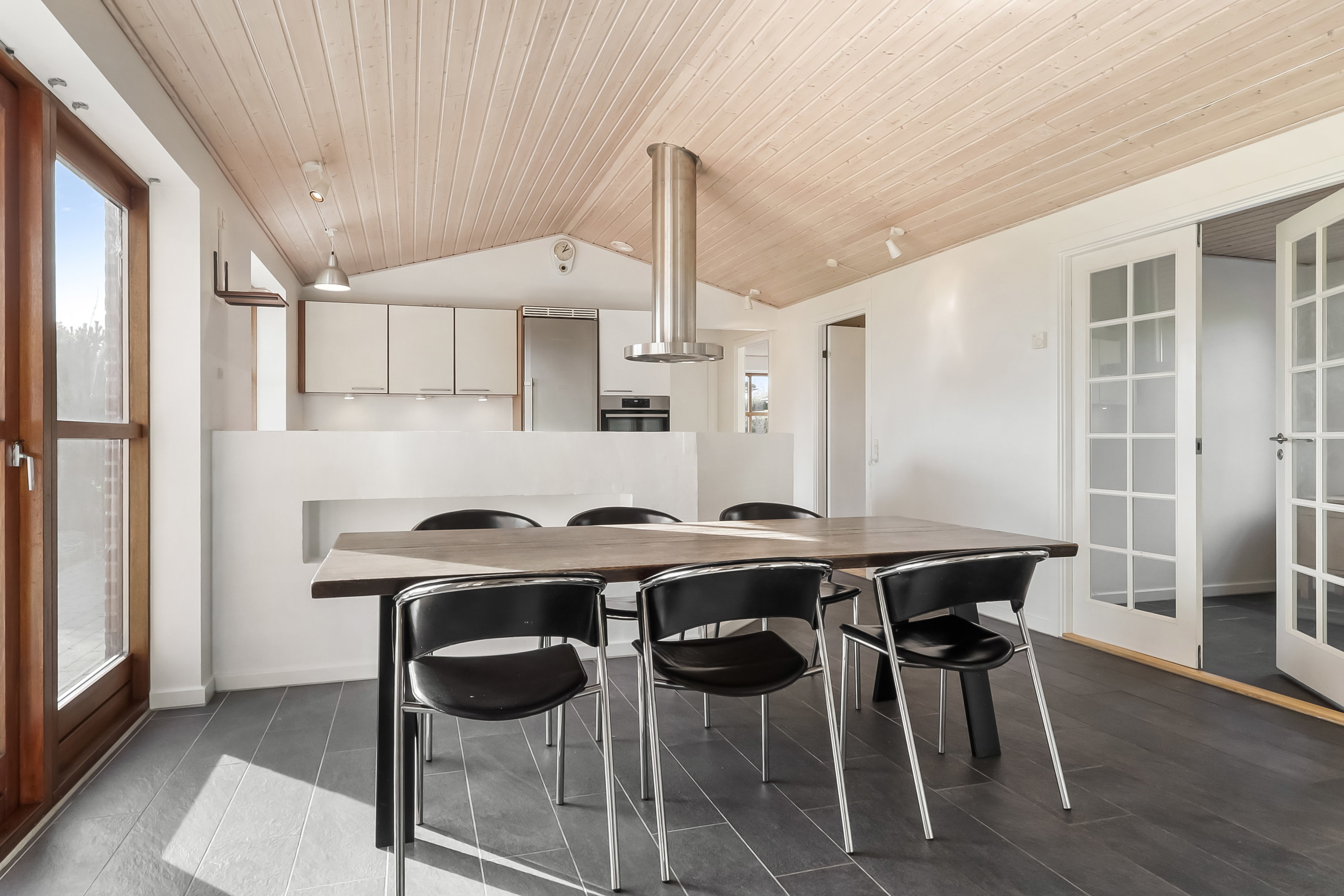 Fremhævet køkken billede i fuldskærmstilstand. Billede af Skibsbakken 5, 5881 Skårup Fyn