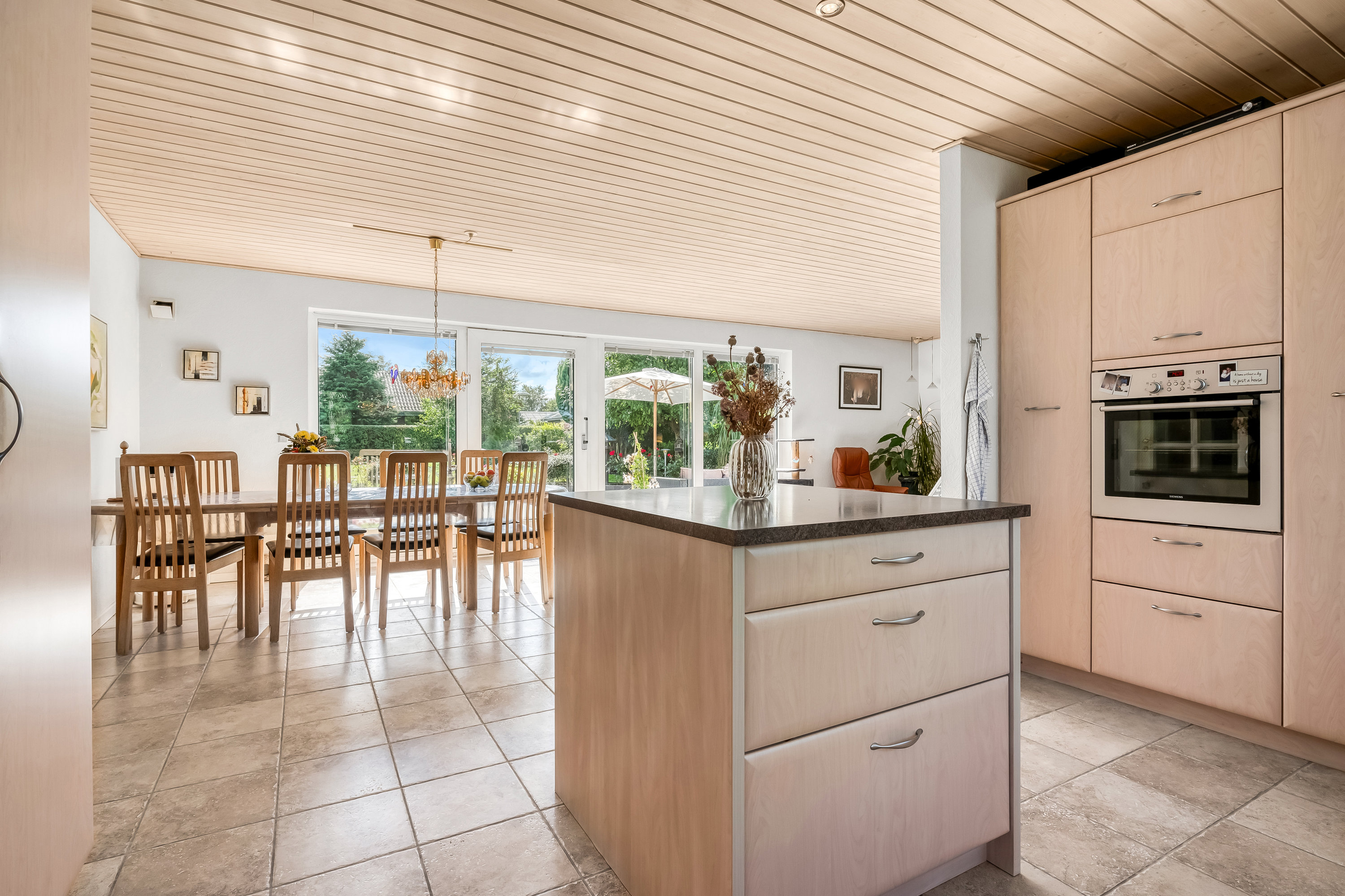 Fremhævet køkken alrum billede i fuldskærmstilstand. Billede af Ny Sognstrupvej 11, Nr Felding, 7500 Holstebro