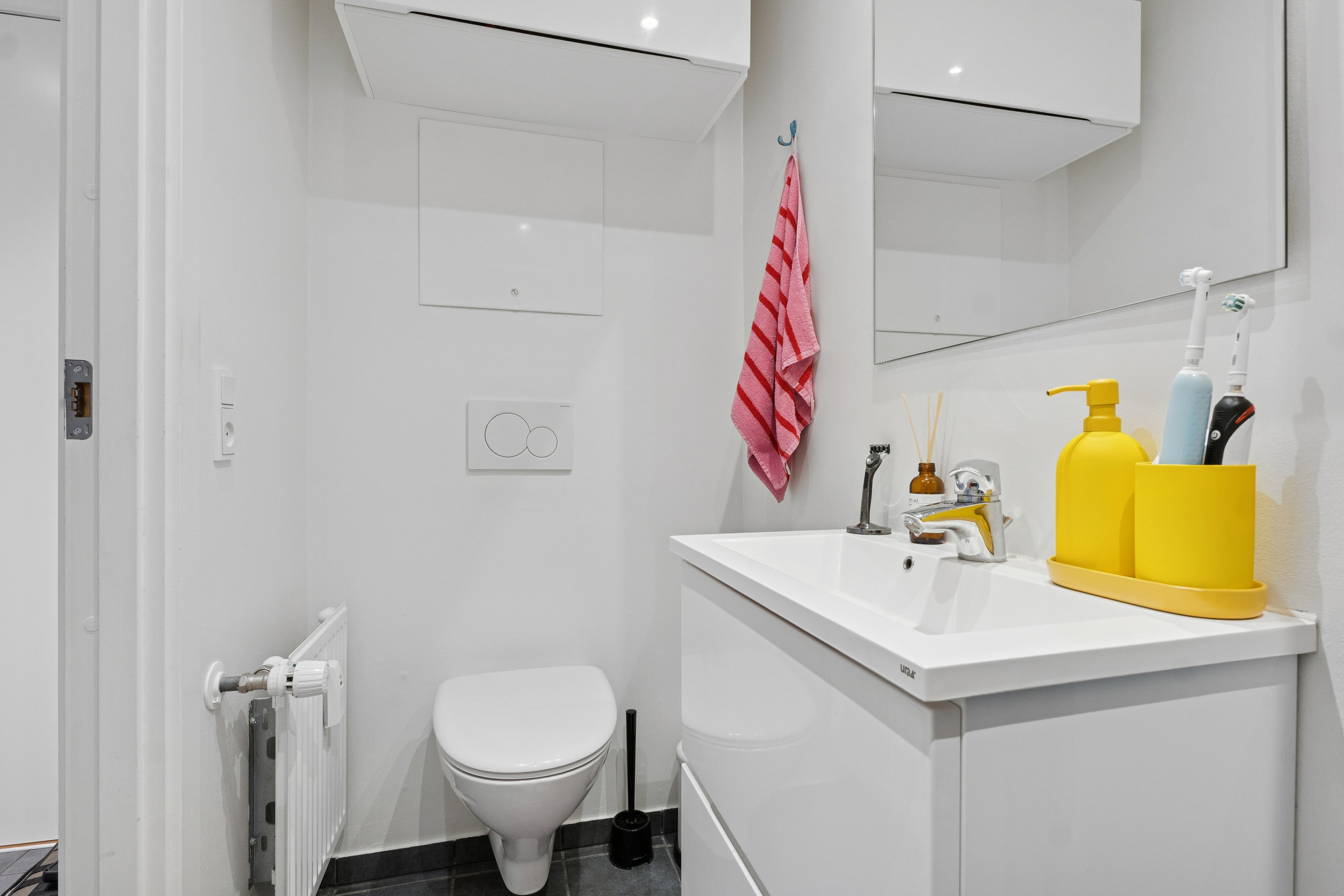 Fremhævet badeværelse billede i fuldskærmstilstand. Billede af Randersvej 63, 2., 8200 Aarhus N