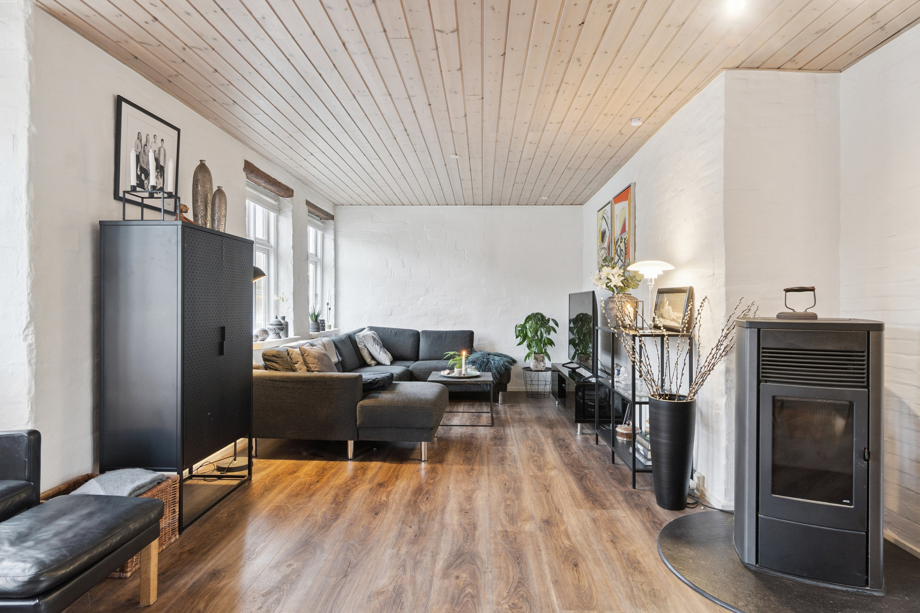 Fremhævet stue billede i fuldskærmstilstand. Billede af Horsensvej 2, 8722 Hedensted