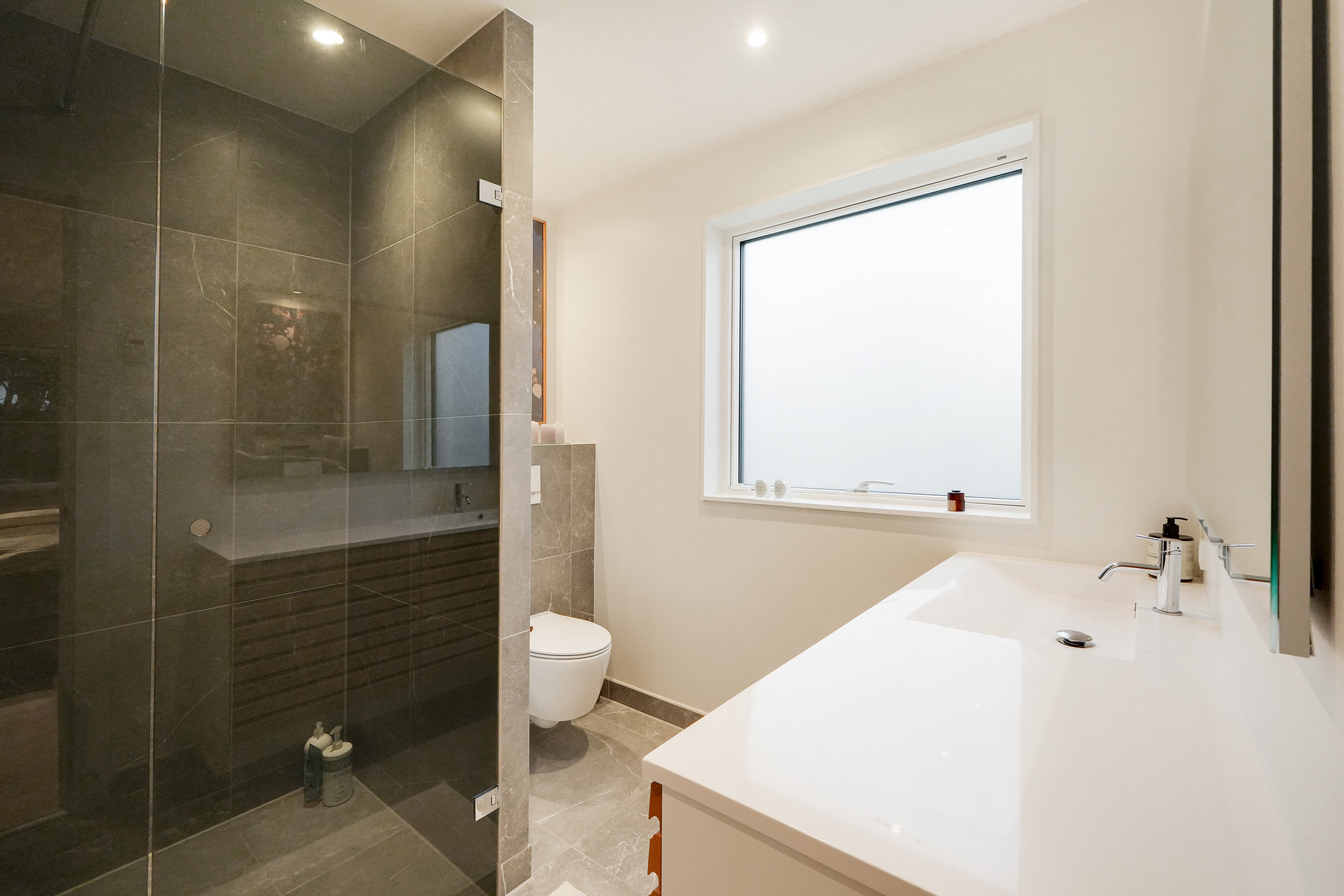 Fremhævet andet billede i fuldskærmstilstand. Billede af Sjælsøvej 49, 3460 Birkerød